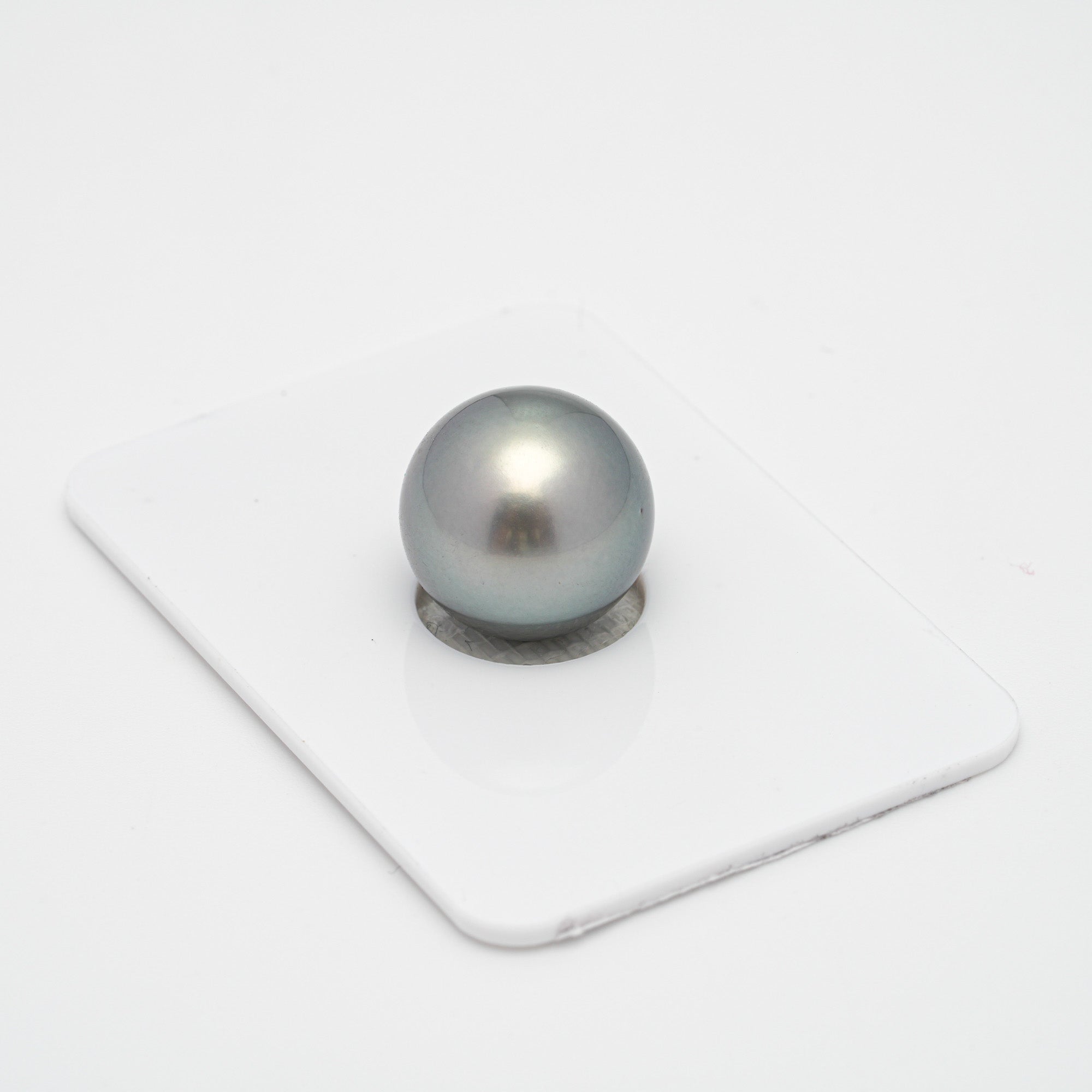1pcs Light Green 13.6mm - RSR AAA Quality Tahitian Pearl Single LP1749