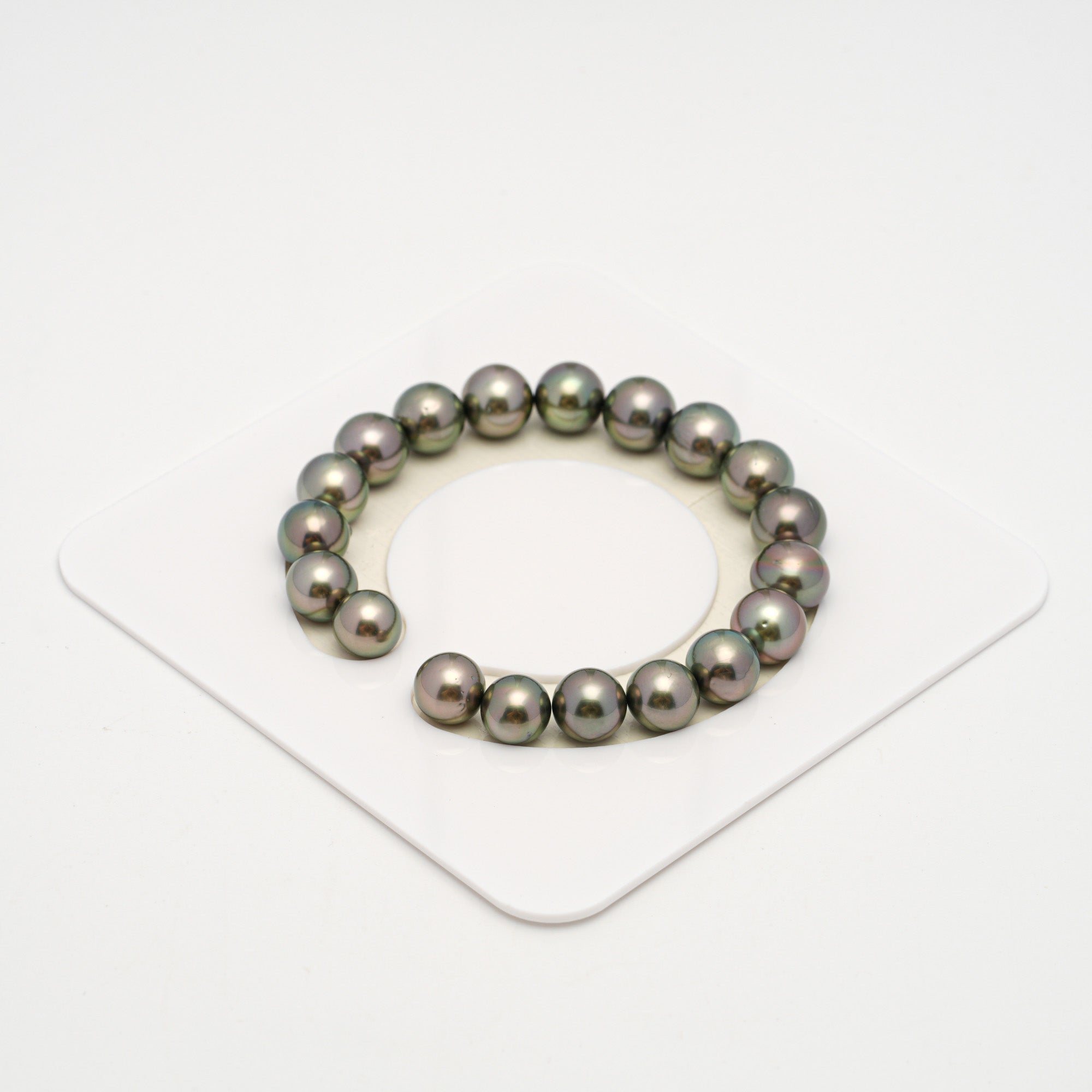 Tahitian Pearls CMWPEARLS