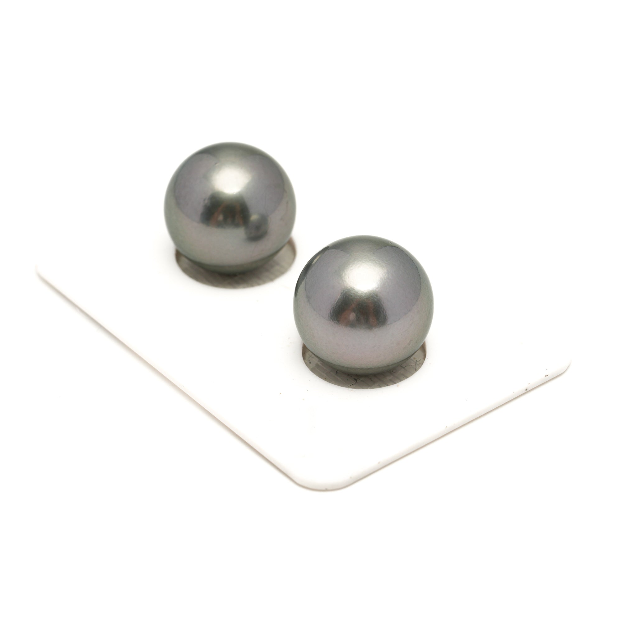 2pcs Silver Light 13.3-13.6mm - R TOP Quality Tahitian Pearl Pair ER1856 OR6
