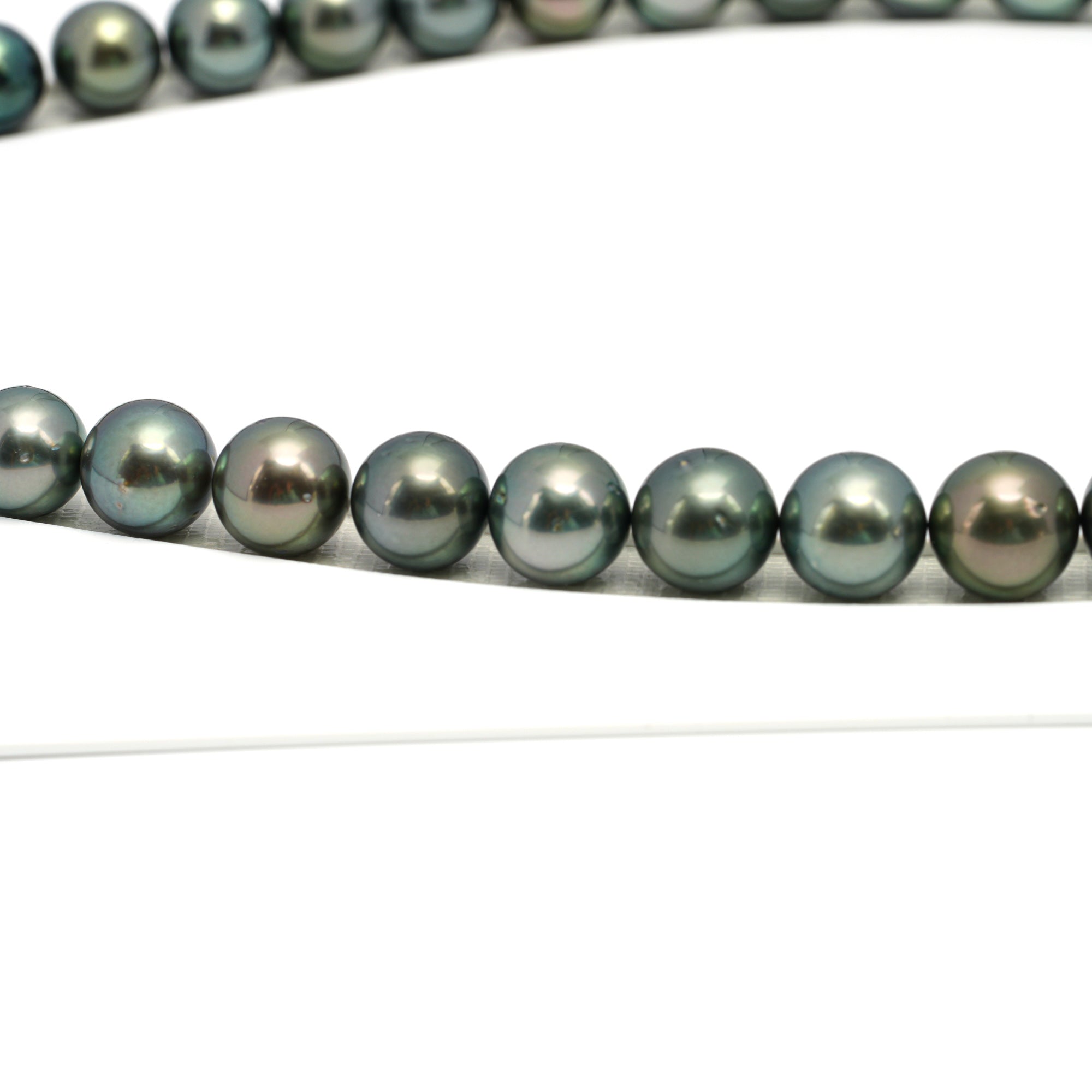 37pcs Green 10-13mm - RSR AA Quality Tahitian Pearl Necklace NL1660 OR12