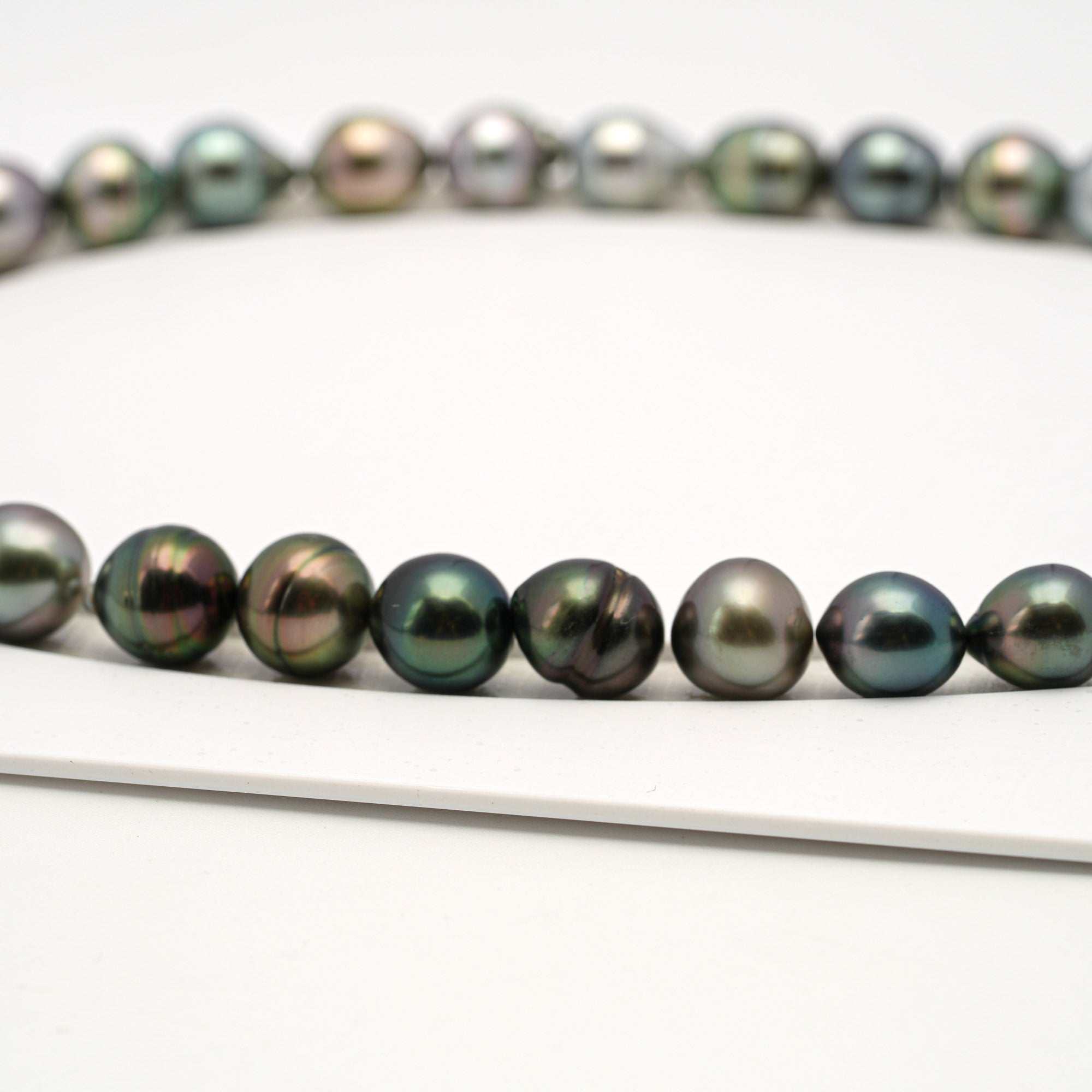 39pcs "High Luster" Multicolor 8-11mm - SB AAA/AA Quality Tahitian Pearl Necklace NL1691 HL4