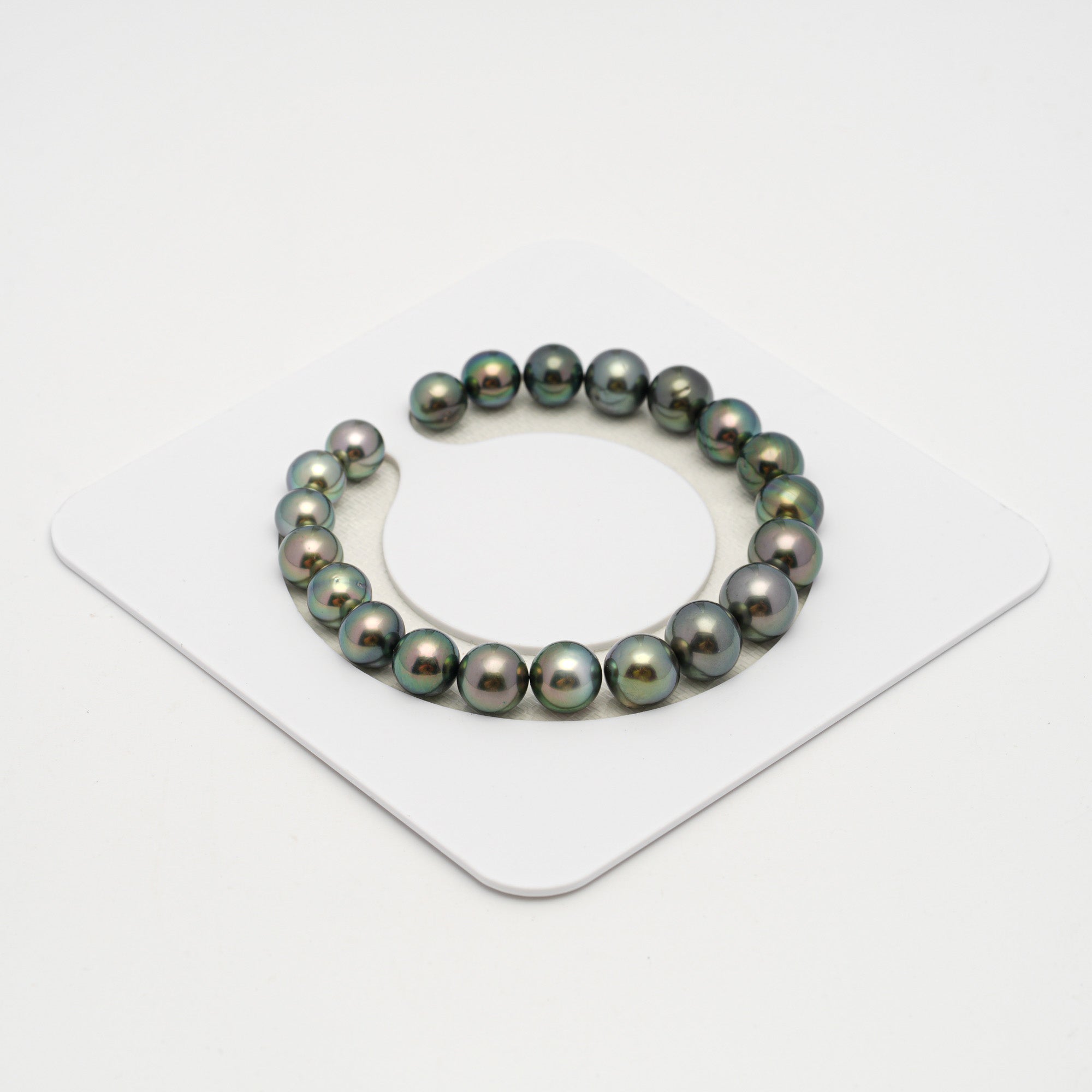 21pcs Green 8-10mm - SR/NR AAA Quality Tahitian Pearl Bracelet BR2214 OR10