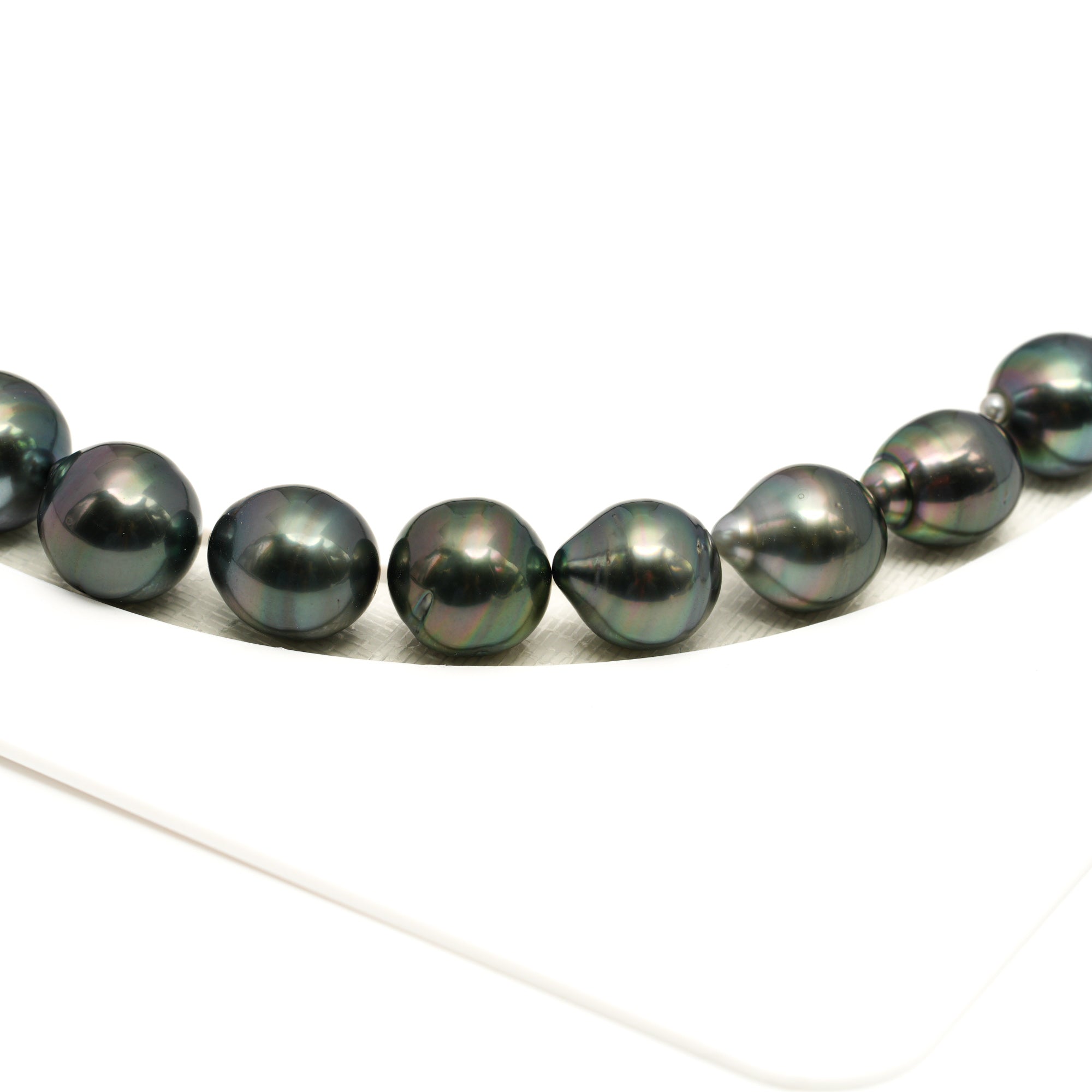 36pcs Green 9-11mm - CL/SB AAA Quality Tahitian Pearl Necklace NL1766 LP1