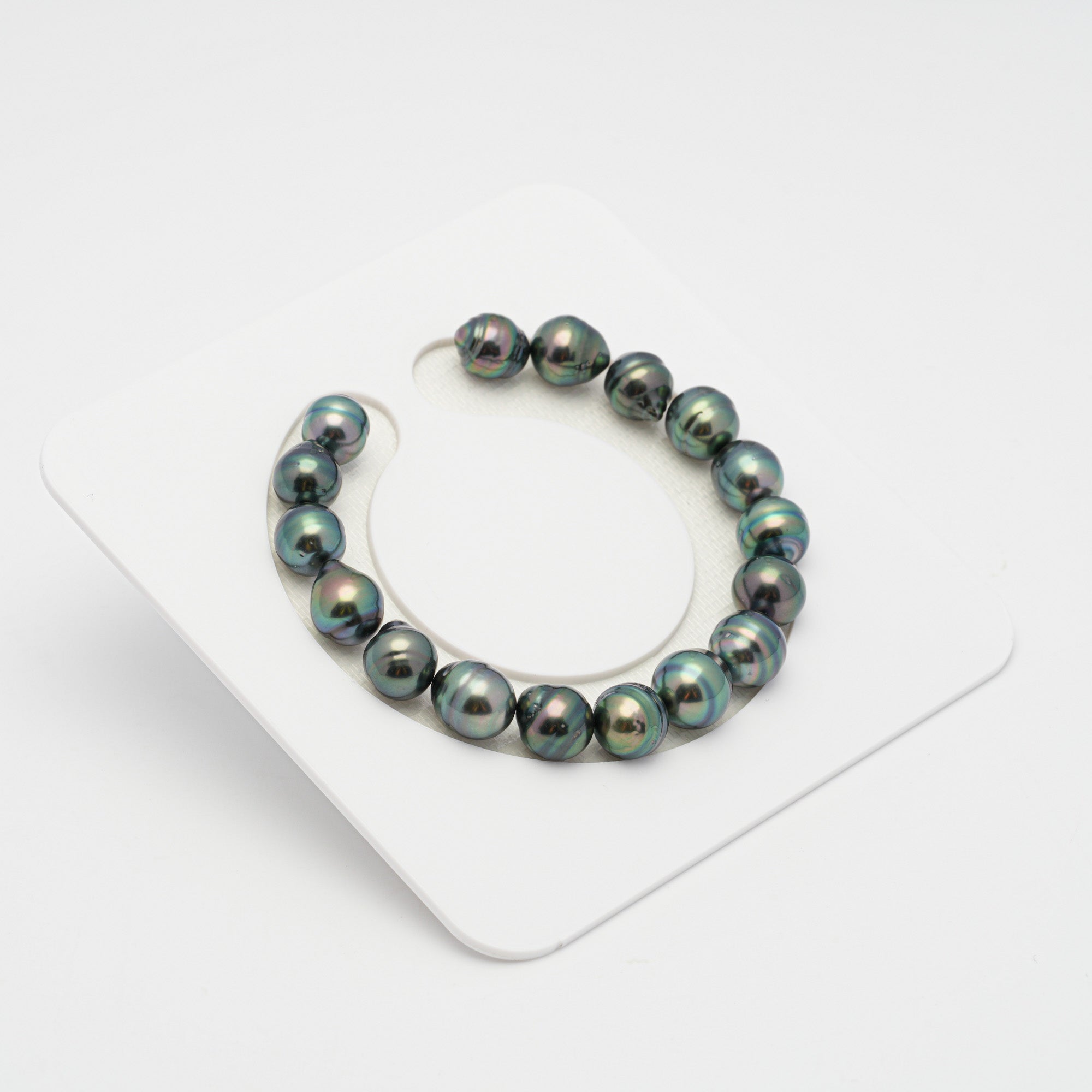 17pcs "High Luster" Peacock Green 8-10mm - CL AAA/AA Quality Tahitian Pearl Bracelet BR2095 OR8