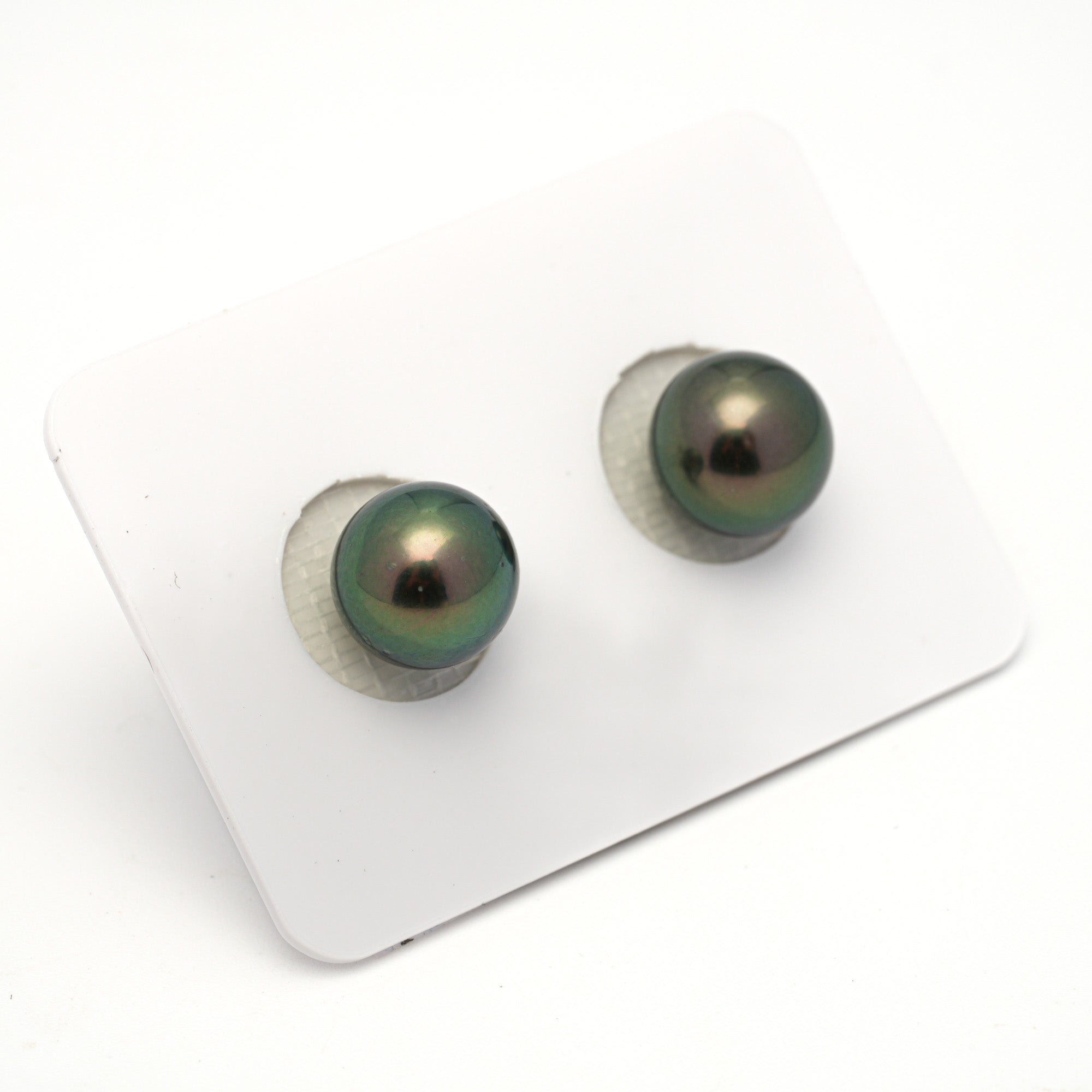 2pcs "High Luster" Green 9.7-9.8mm - RSR AAA/AA Quality Tahitian Pearl Pair ER1770 OR13