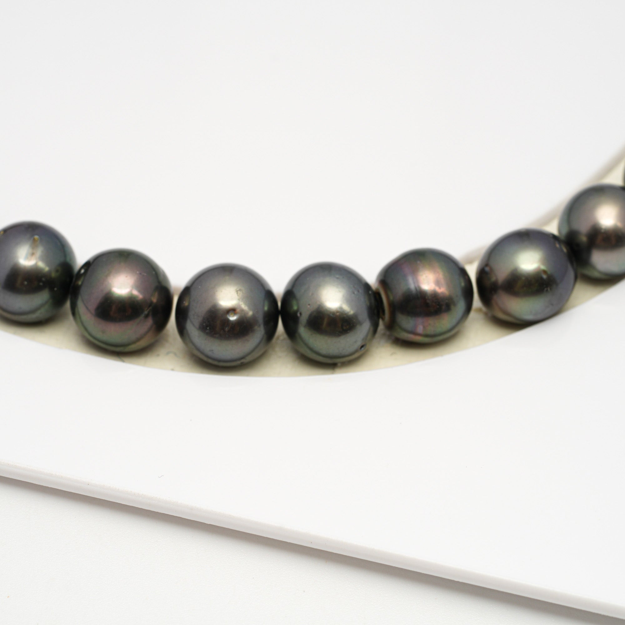 46pcs Green 8-10mm - SB/NR AA Quality Tahitian Pearl Strands NL1578 CMP4