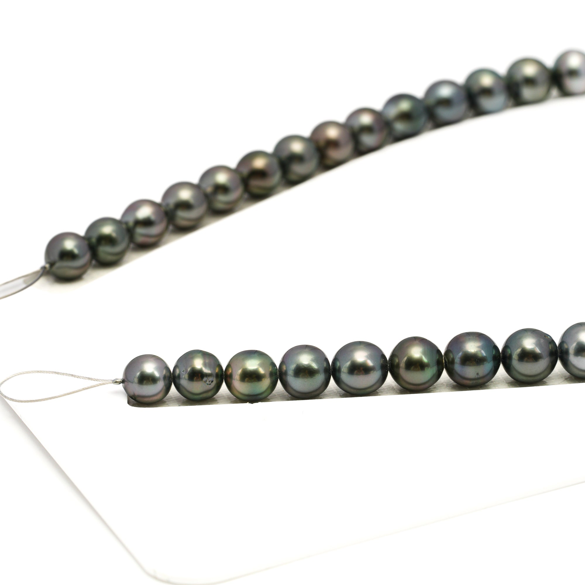 44pcs Green 8-11mm - SR/NR AAA/AA Quality Tahitian Pearl Strands NL1702 WF1