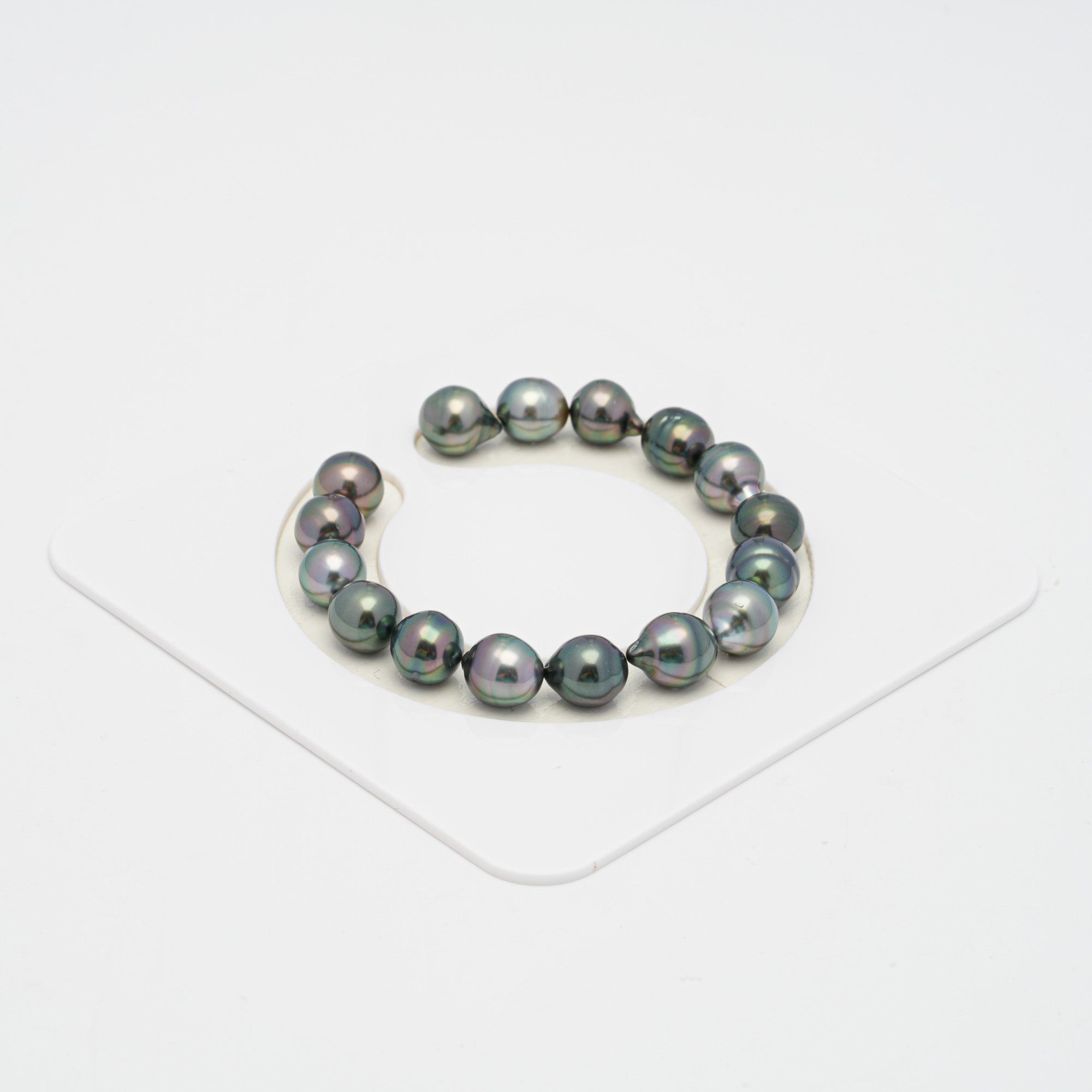 16pcs Green 9-10mm - SB AAA/AA Quality Tahitian Pearl Bracelet BR2041 OR7