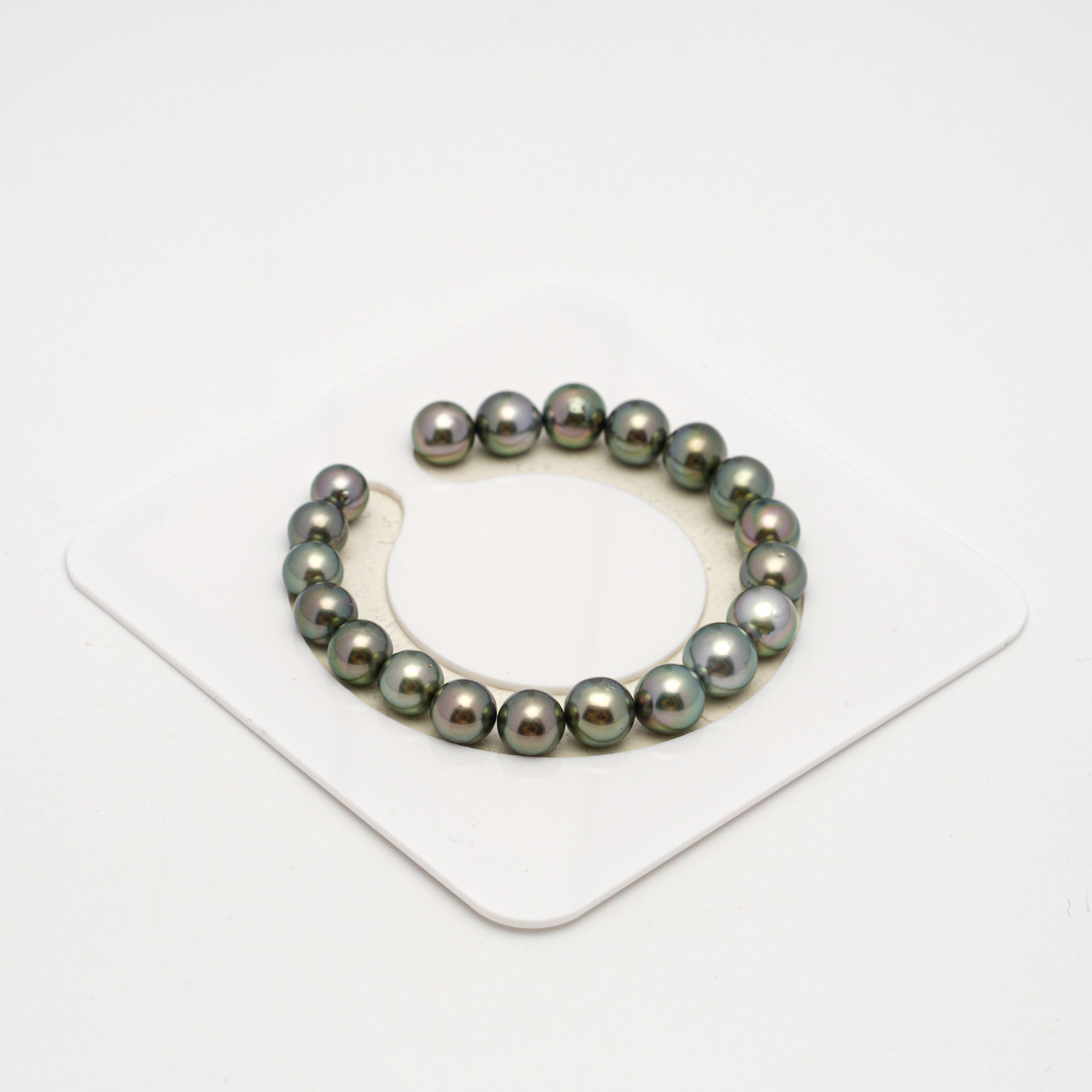20pcs Green 8-10mm - SR/NR AAA/AA Quality Tahitian Pearl Bracelet BR2217 OR10