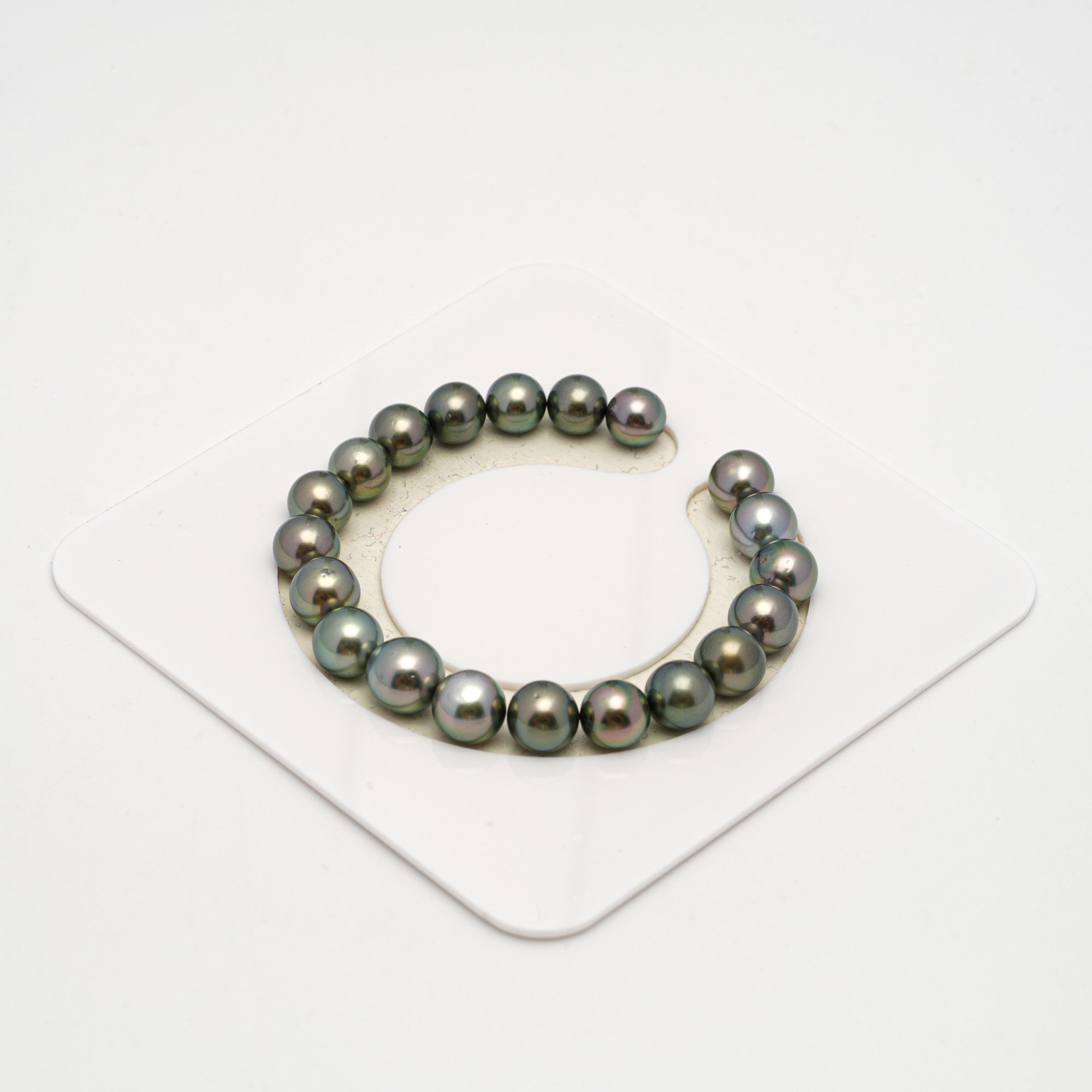 20pcs Green 8-10mm - SR/NR AAA/AA Quality Tahitian Pearl Bracelet BR2217 OR10