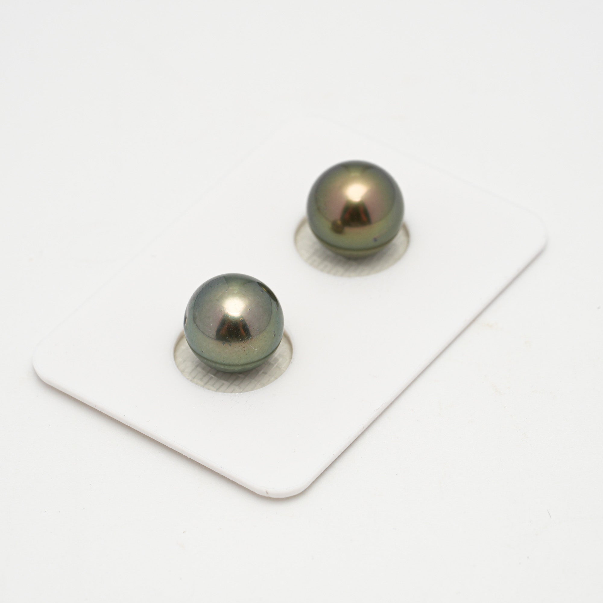 Tahitian Pearls CMWPEARLS
