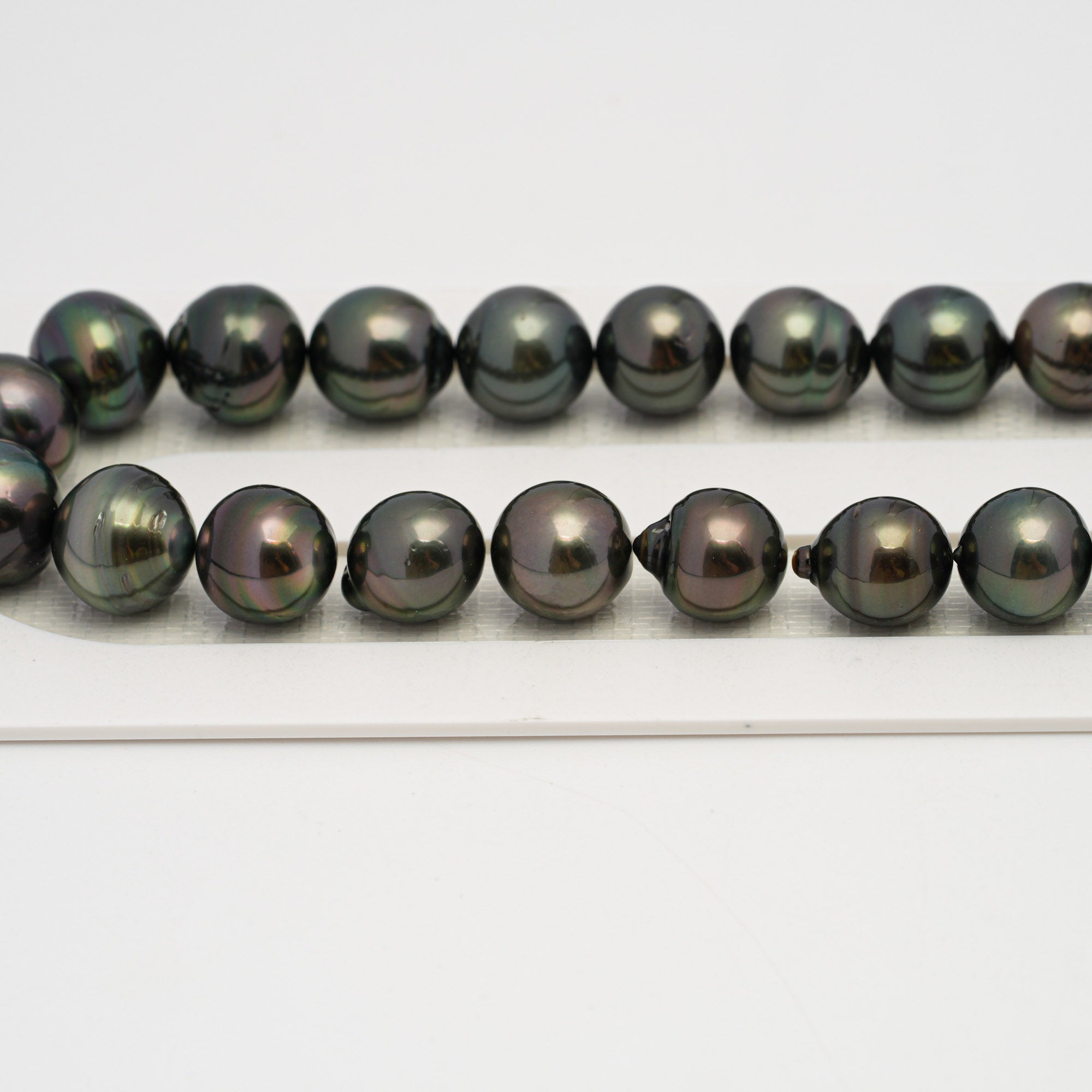41pcs Dark 9-12mm - SB AA/AAA Quality Tahitian Pearl Necklace NL1641 HL3