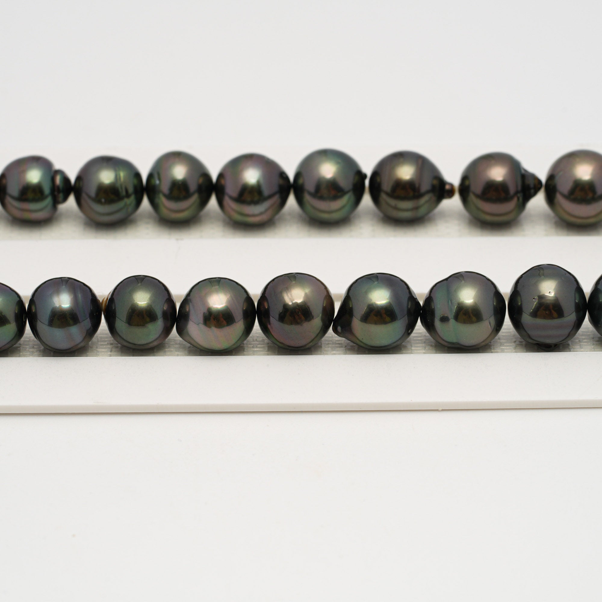 41pcs Dark 9-12mm - SB AA/AAA Quality Tahitian Pearl Necklace NL1641 HL3