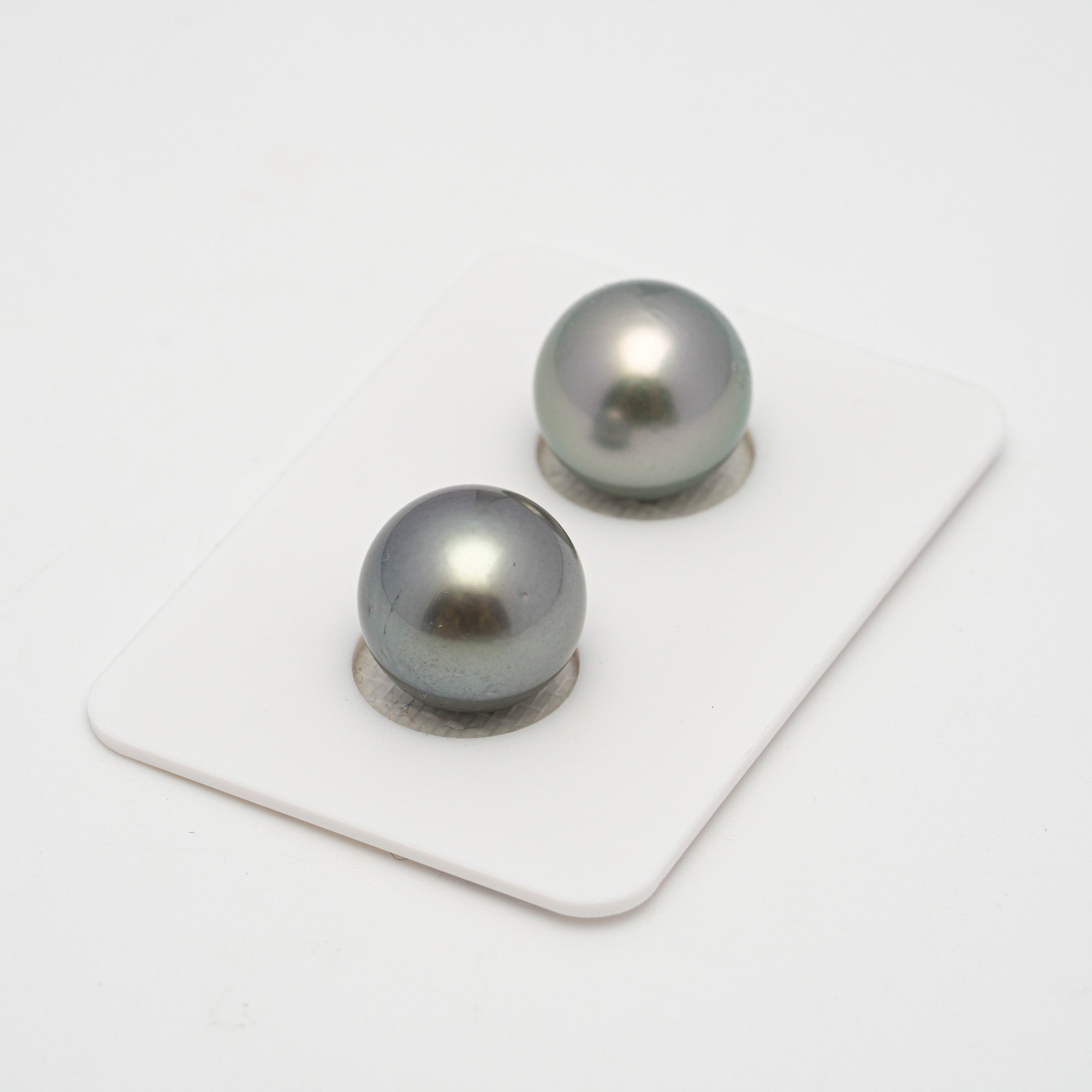 2pcs Light 12.2mm - RSR AAA Quality Tahitian Pearl Pair ER1485