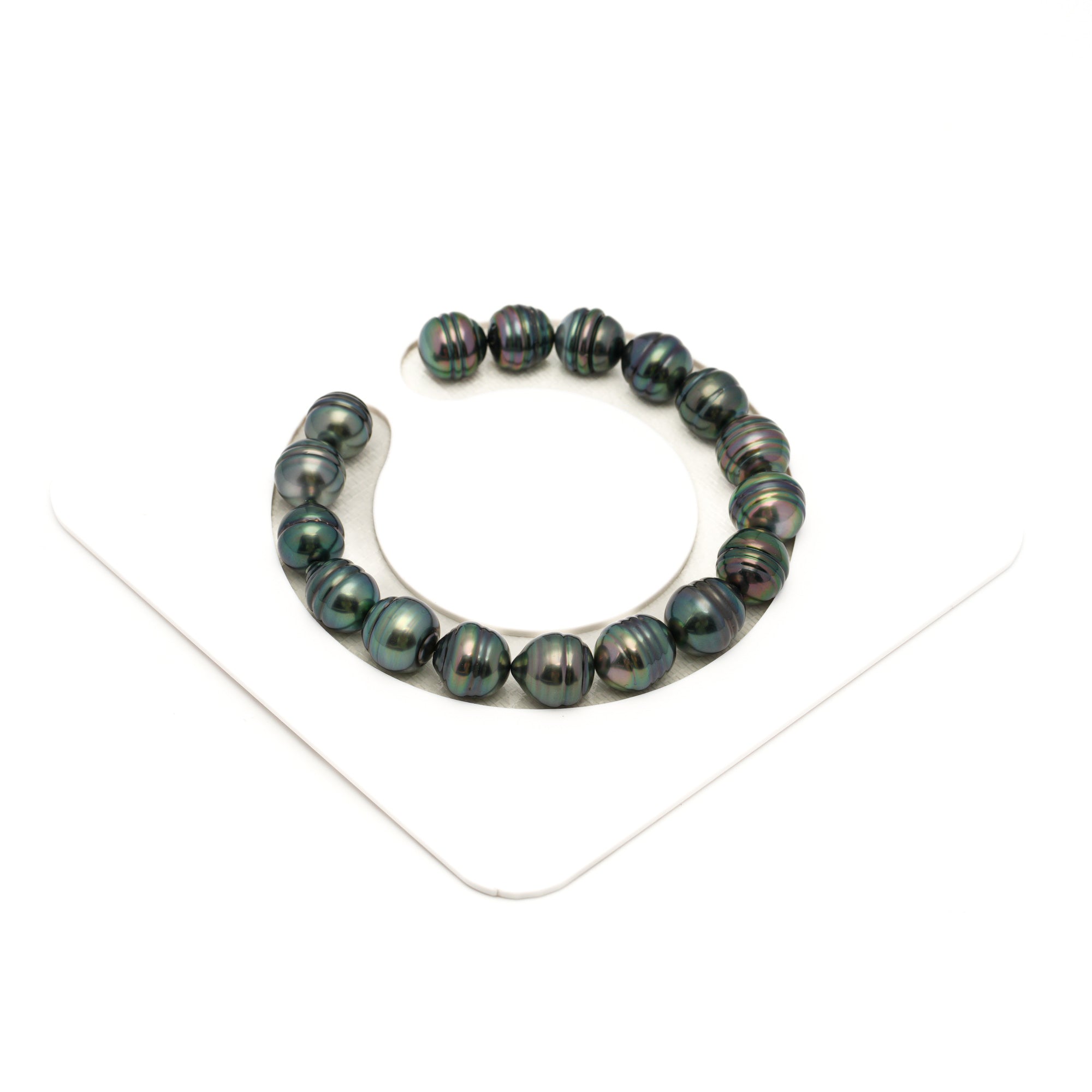 17pcs Green 9-10mm - CL AAA Quality Tahitian Pearl Bracelet BR2437 LP1