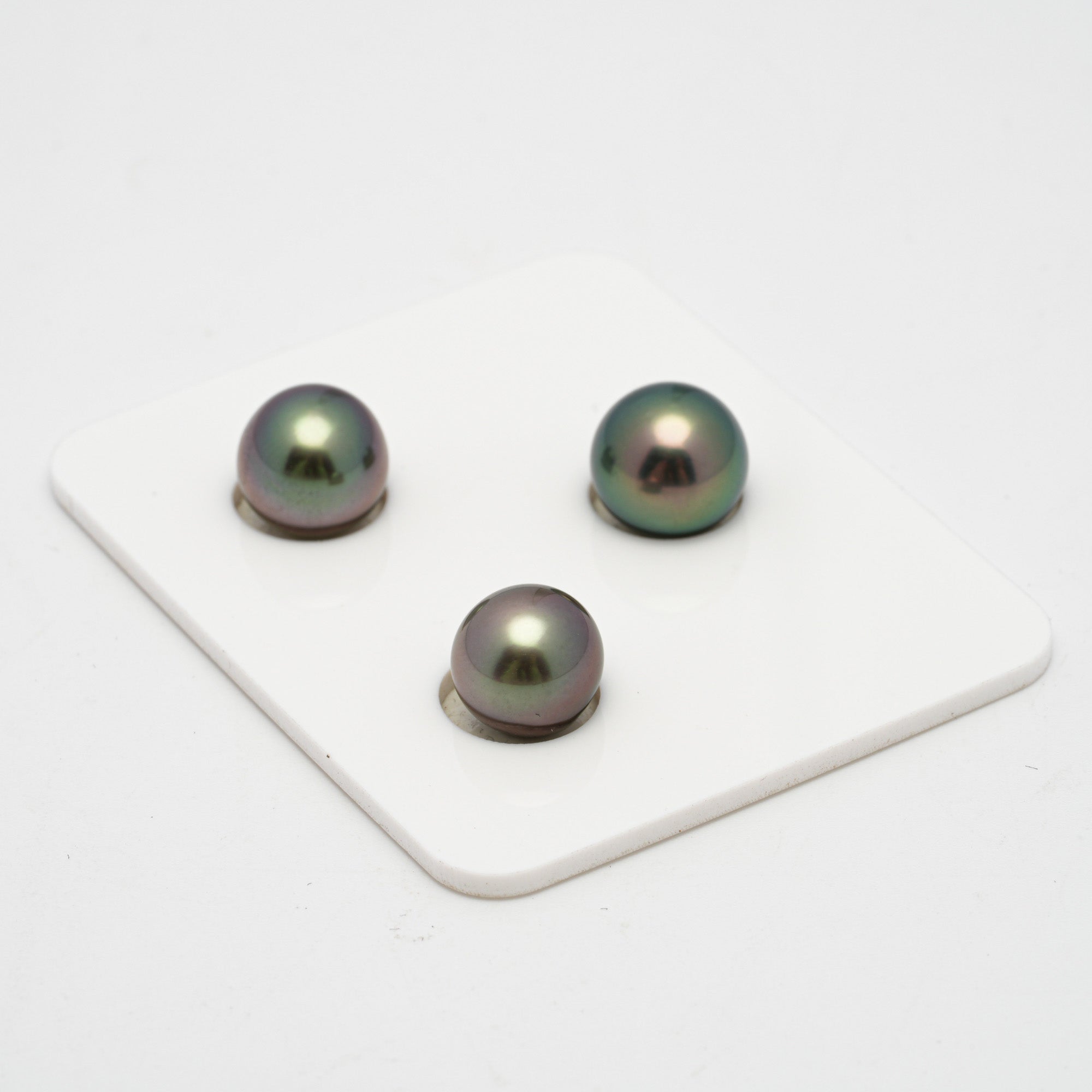 Tahitian Pearls CMWPEARLS