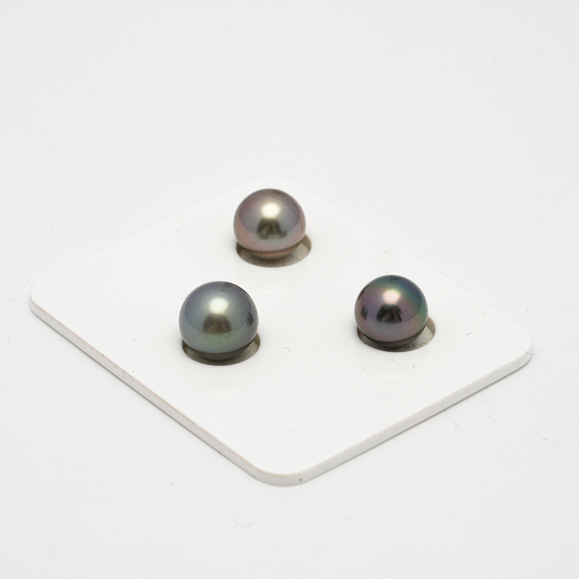 Tahitian Pearls CMWPEARLS
