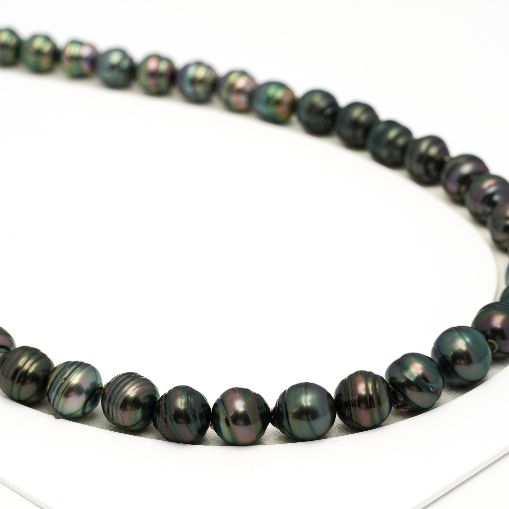 41pcs Peacock 8-11mm - CL AAA Quality Tahitian Pearl Necklace NL1723 TH5