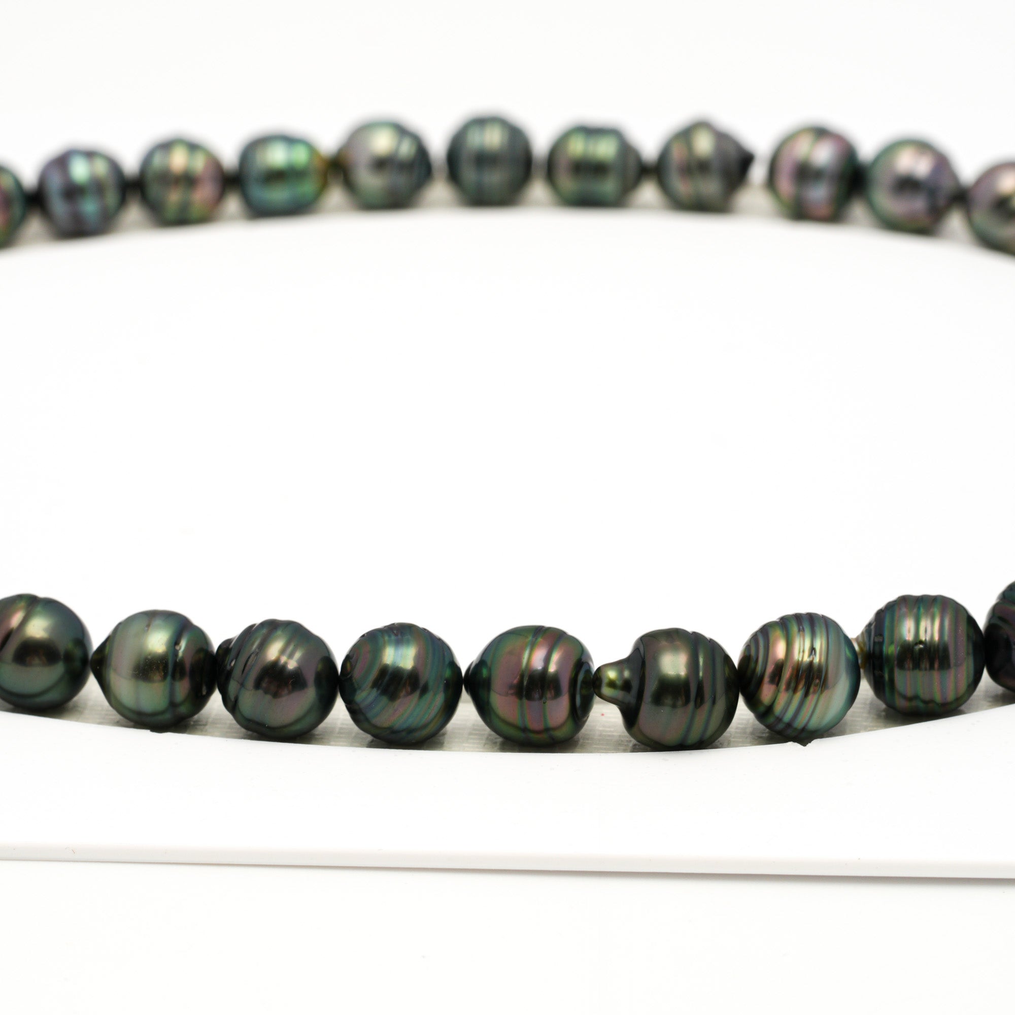 41pcs Peacock 8-11mm - CL AAA Quality Tahitian Pearl Necklace NL1723 TH5