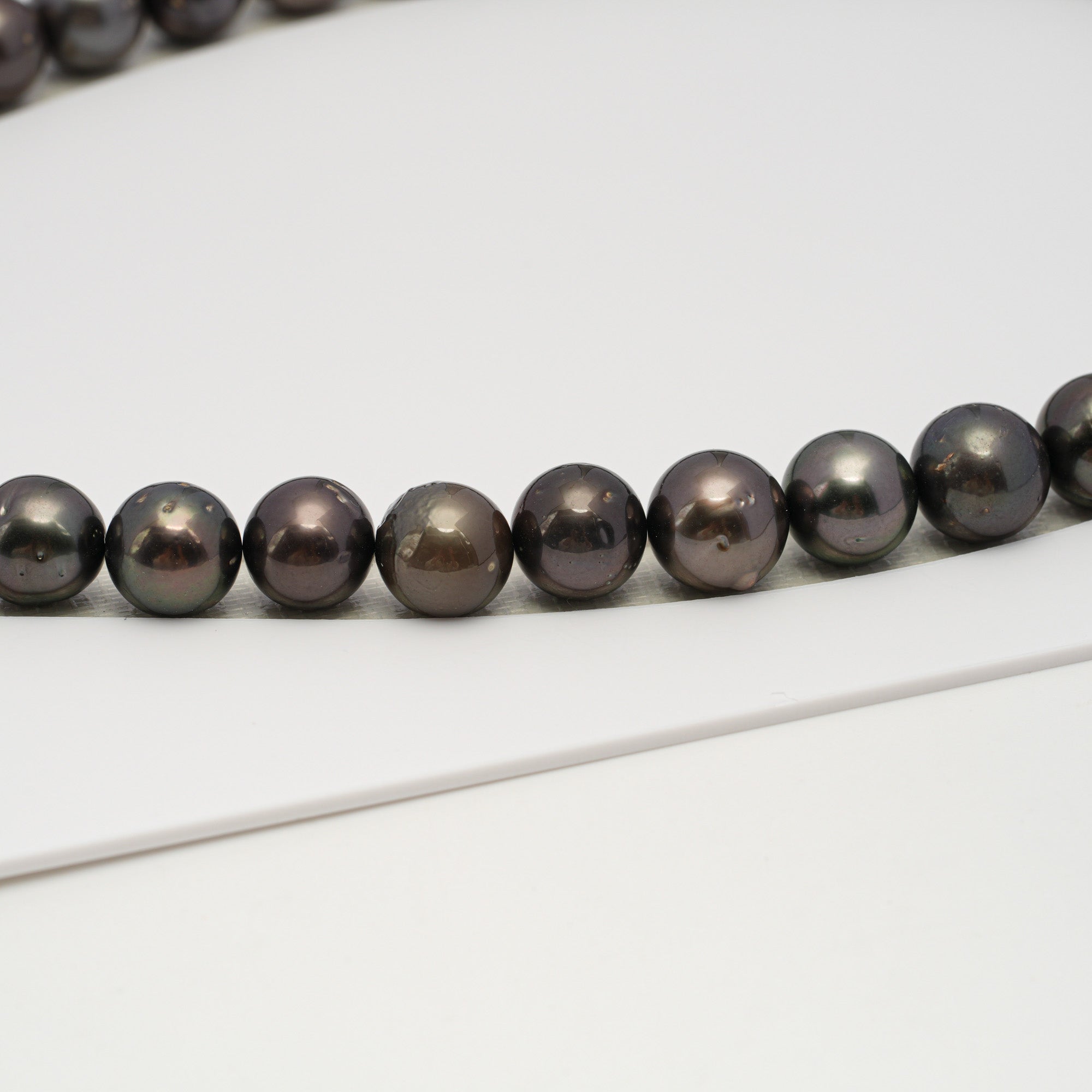Tahitian Pearls CMWPEARLS