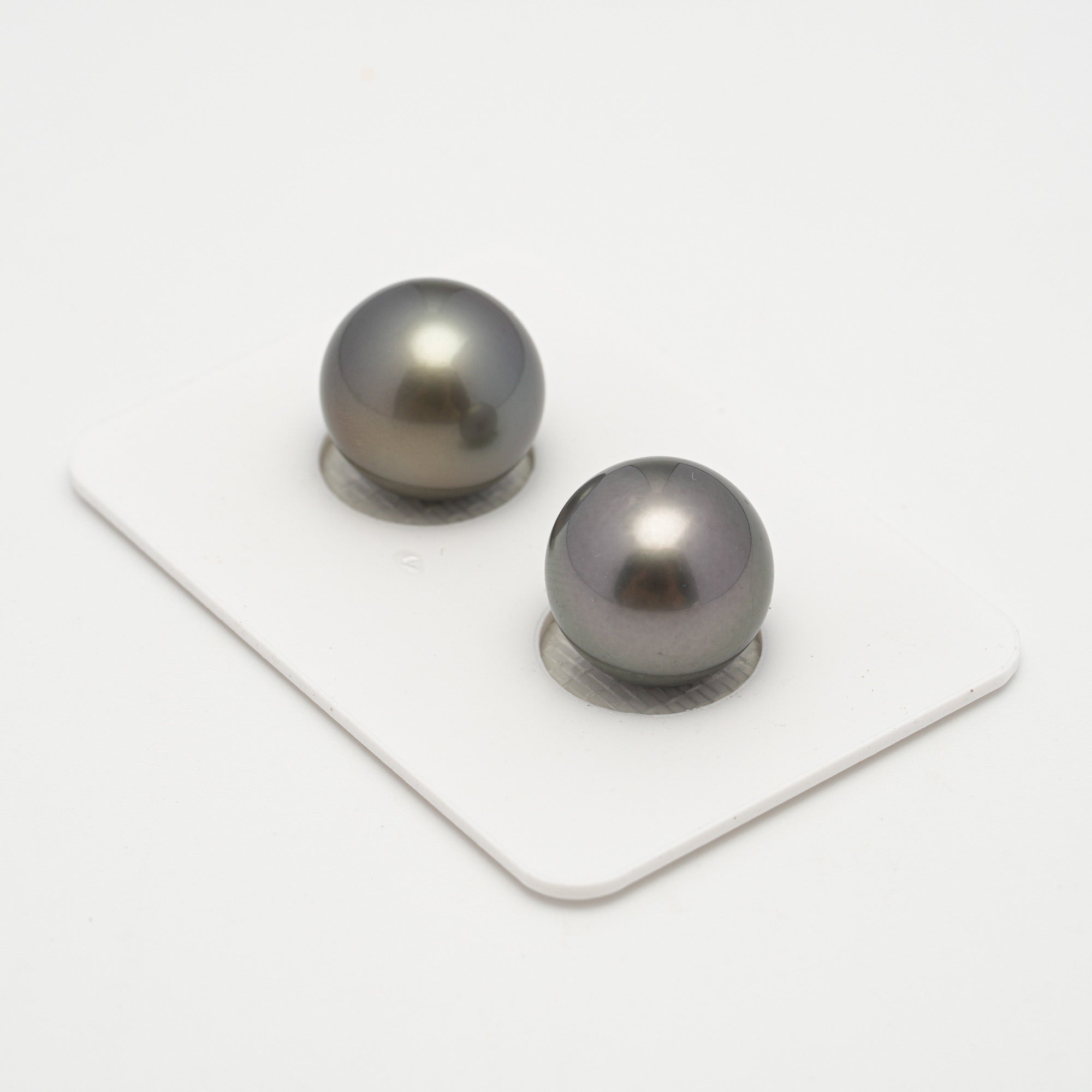 Tahitian Pearls CMWPEARLS