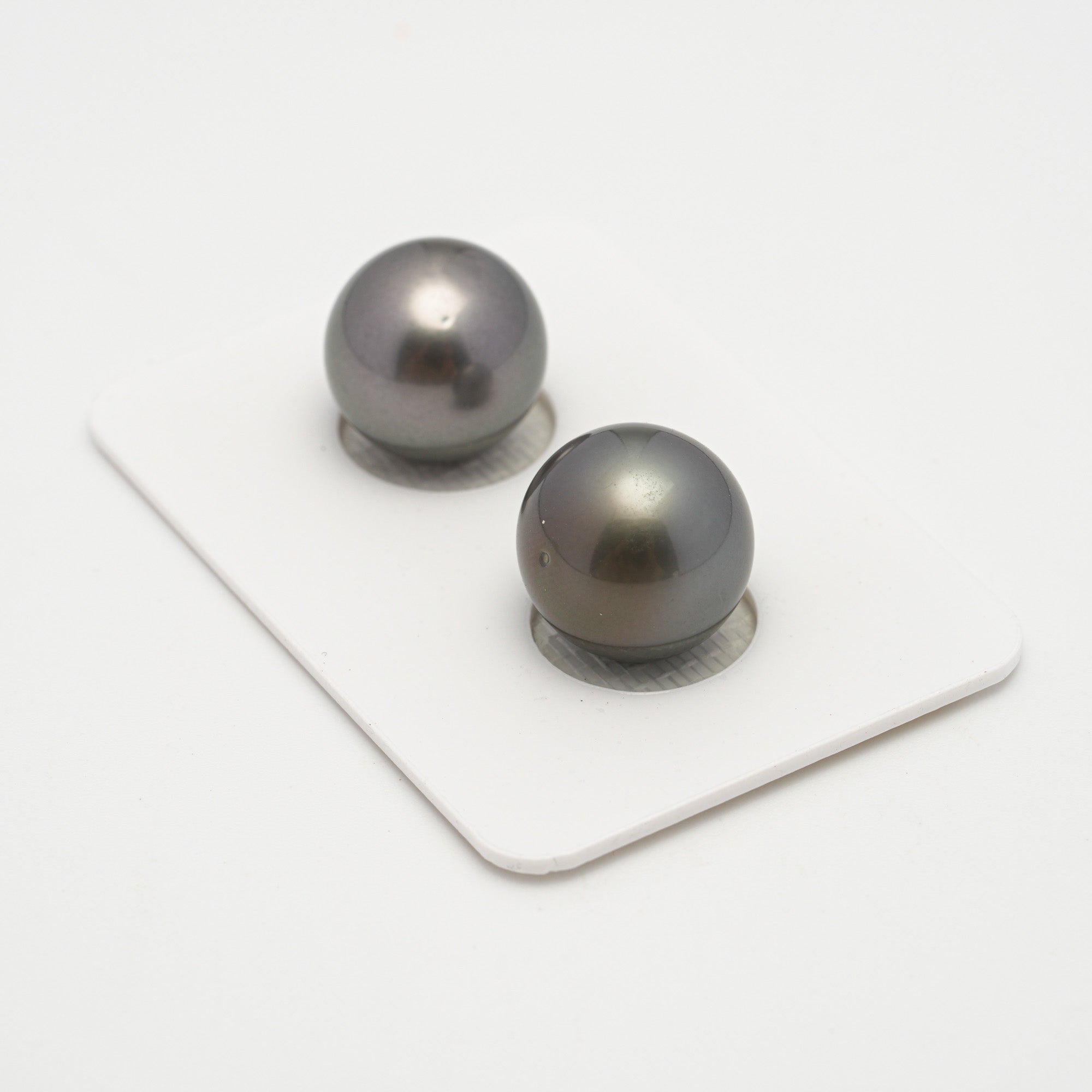 Tahitian Pearls CMWPEARLS