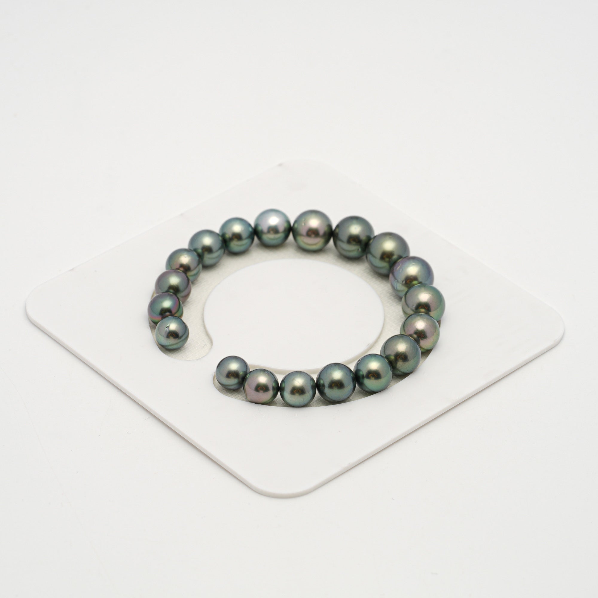 19pcs Green 8-11mm - RSR AA/AAA Quality Tahitian Pearl Bracelet BR2171 THMIX2