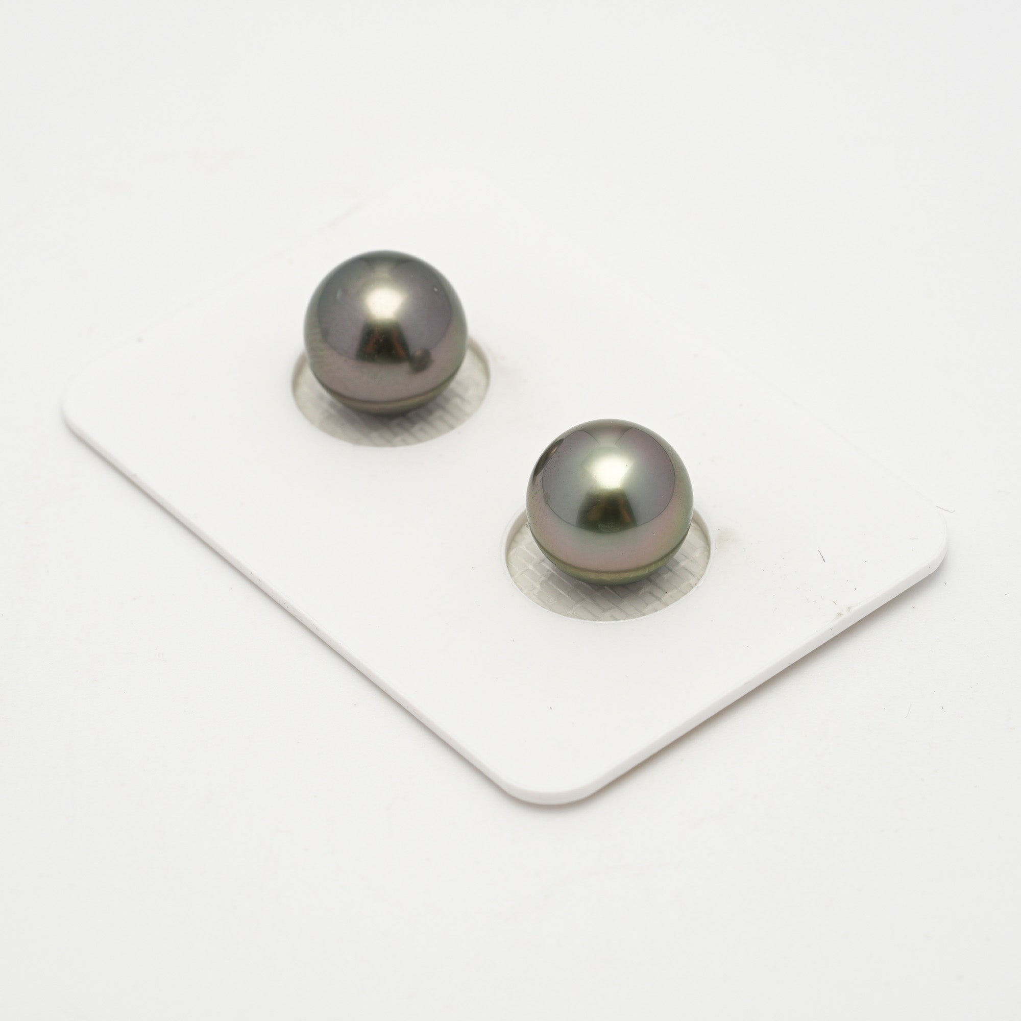2pcs Olive Green 10.1-10.2mm - NR AAA Quality Tahitian Pearl Pair ER1605 OR11