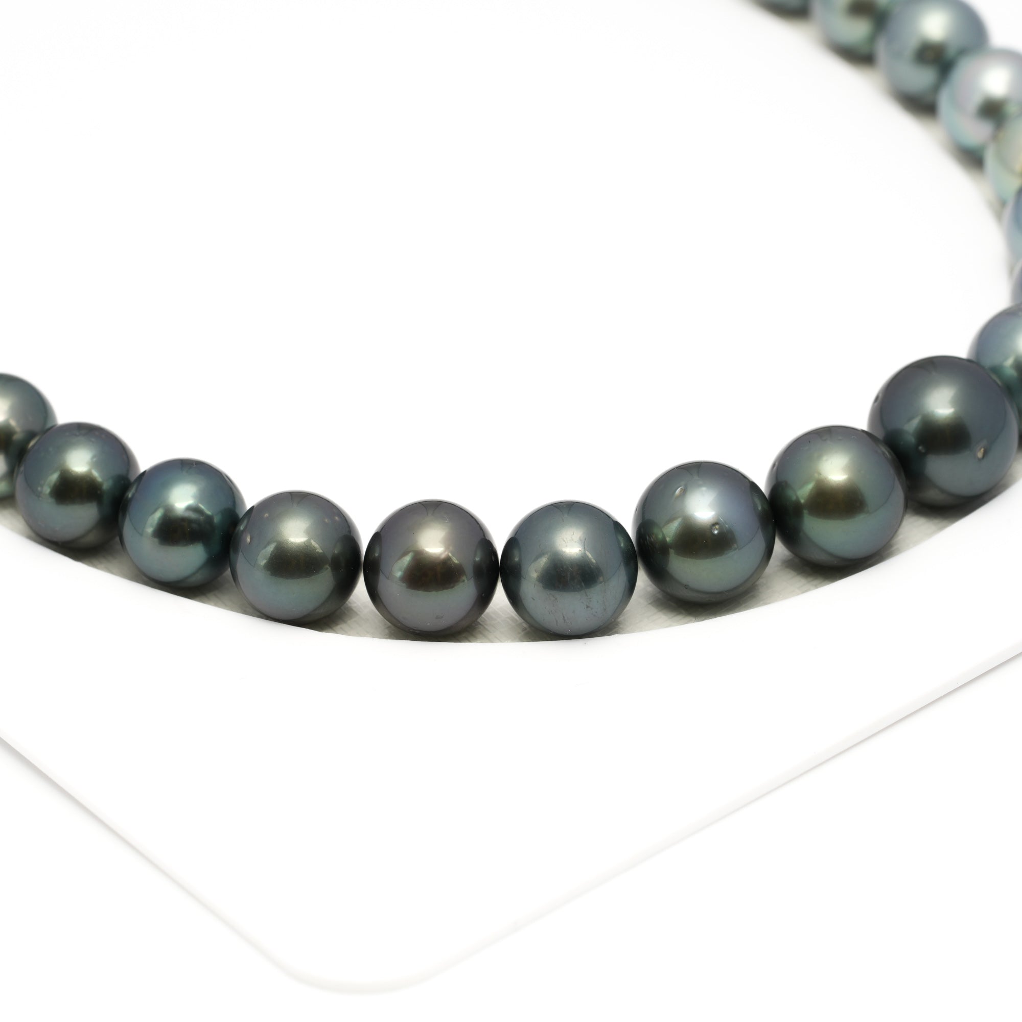 Tahitian Pearls CMWPEARLS