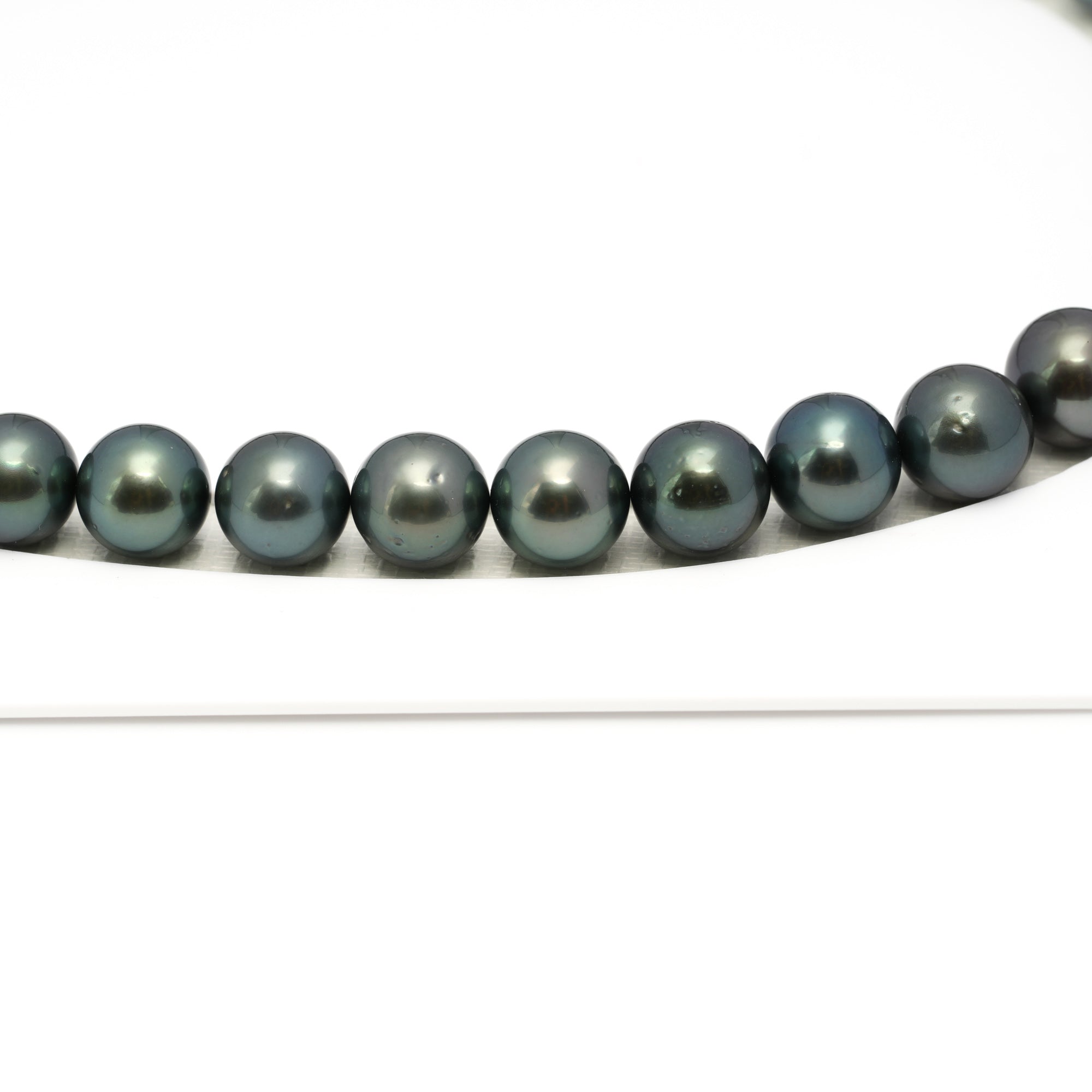 Tahitian Pearls CMWPEARLS