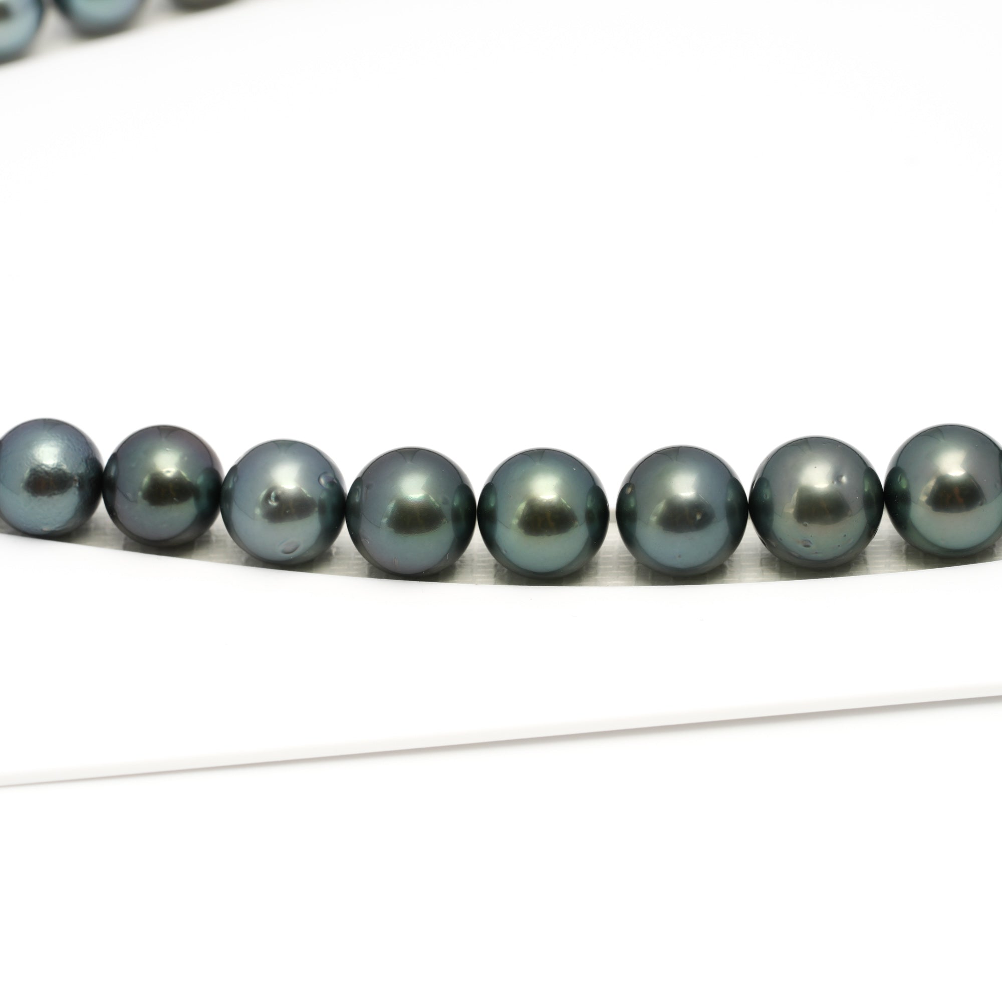 Tahitian Pearls CMWPEARLS