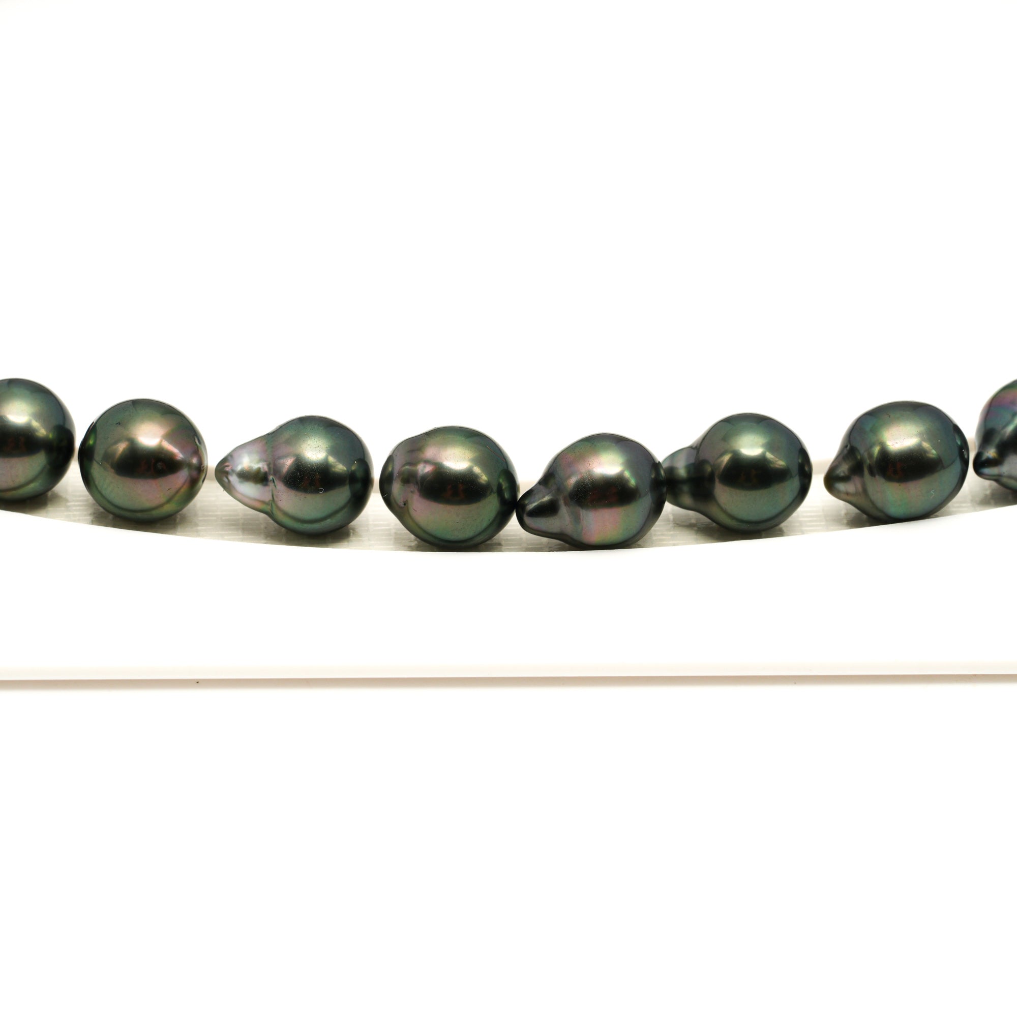 37pcs Green 8-11mm - SB AAA/TOP Quality Tahitian Pearl Necklace NL1786 LP2
