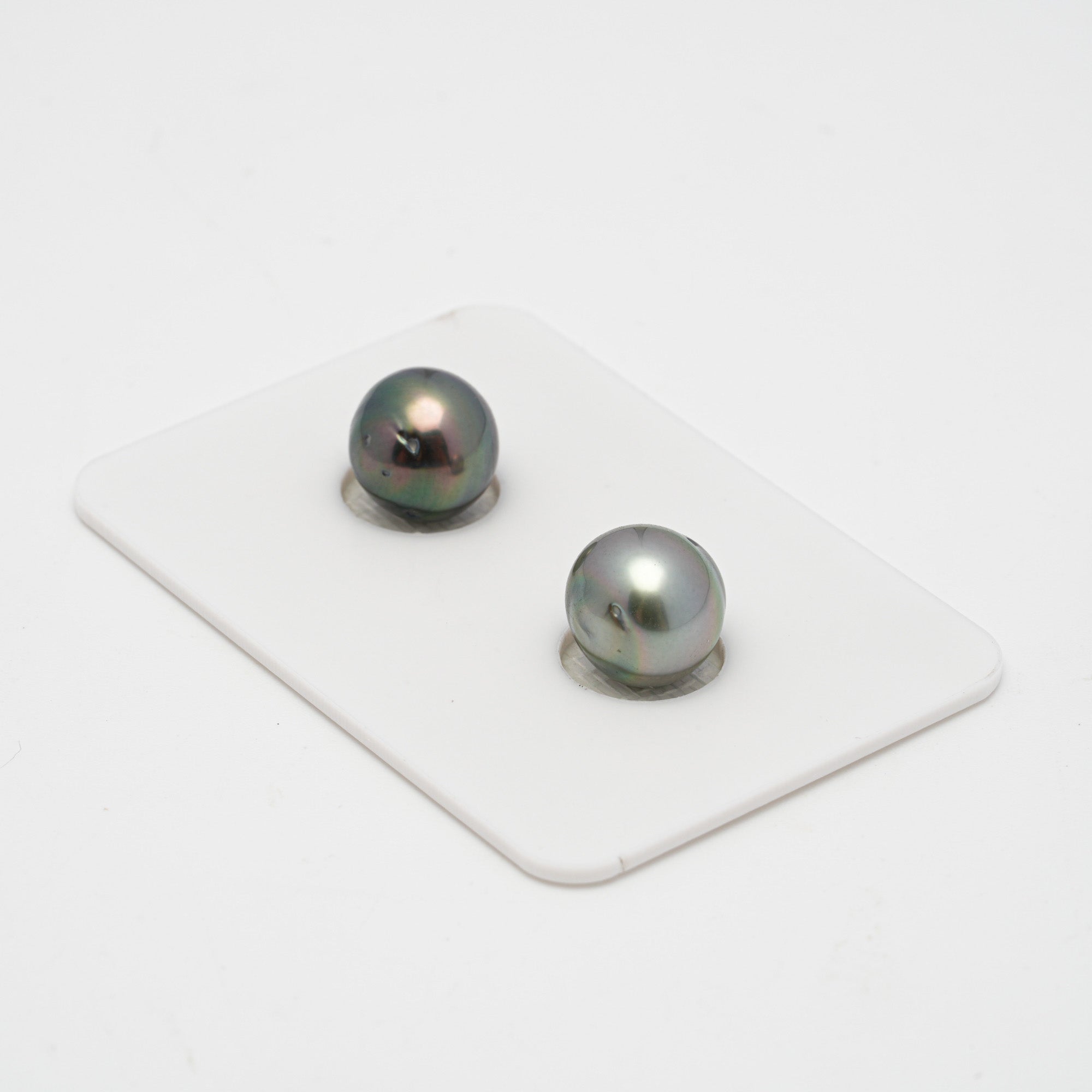 2pcs Multicolor 9.1-9.3mm - SB AA/AAA Quality Tahitian Pearl Pair ER1401 OR7