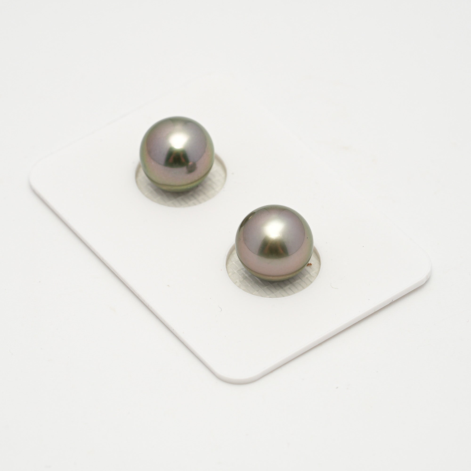2pcs Olive Green 10.1mm - SR AAA Quality Tahitian Pearl Pair ER1599 OR11
