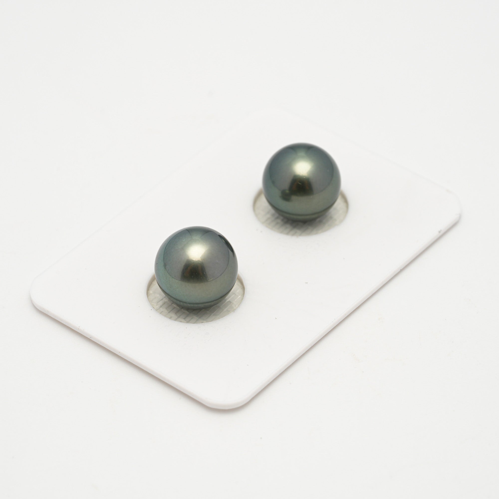 2pcs Green 10-10.2mm - SR AAA Quality Tahitian Pearl Pair ER1616 OR11