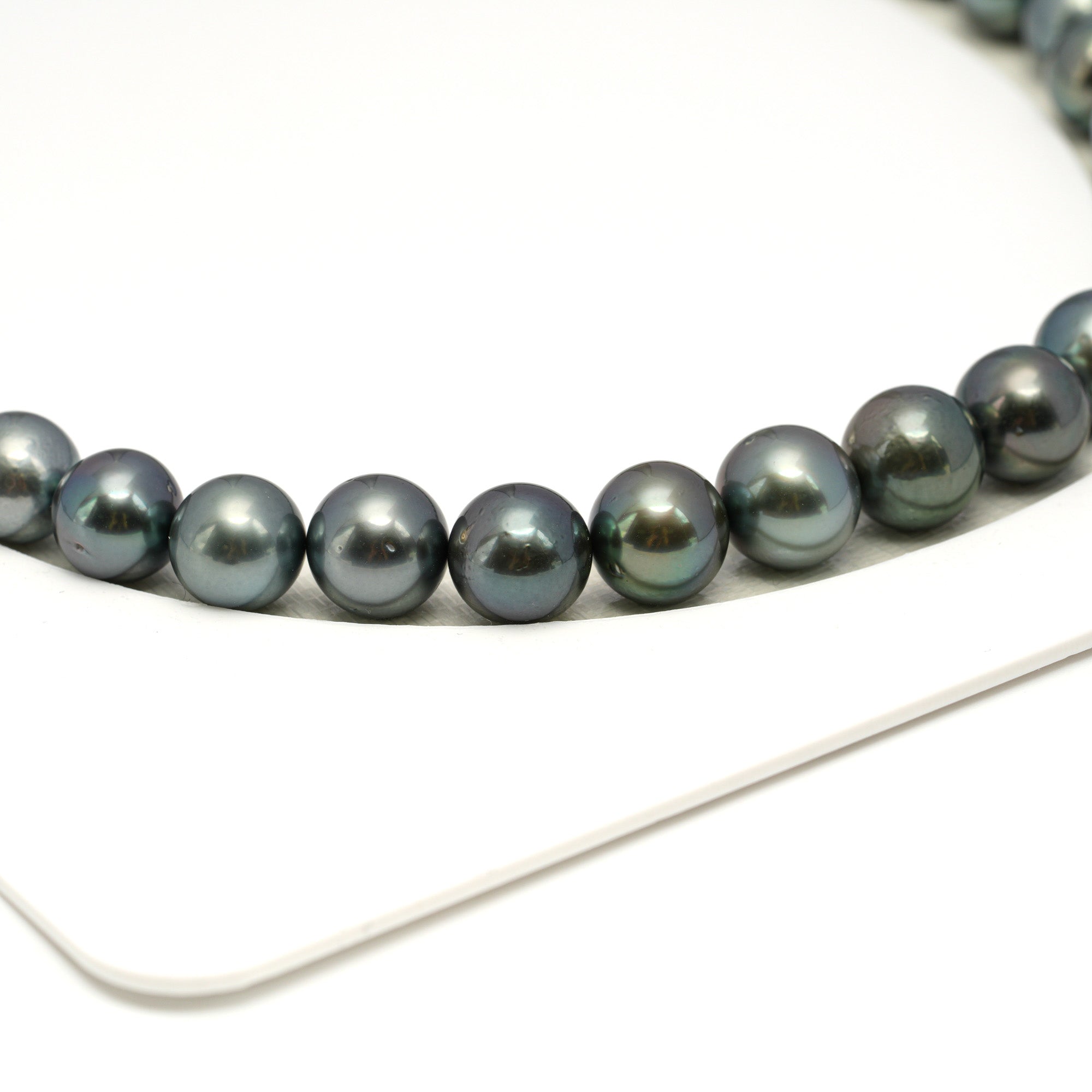 Tahitian Pearls CMWPEARLS