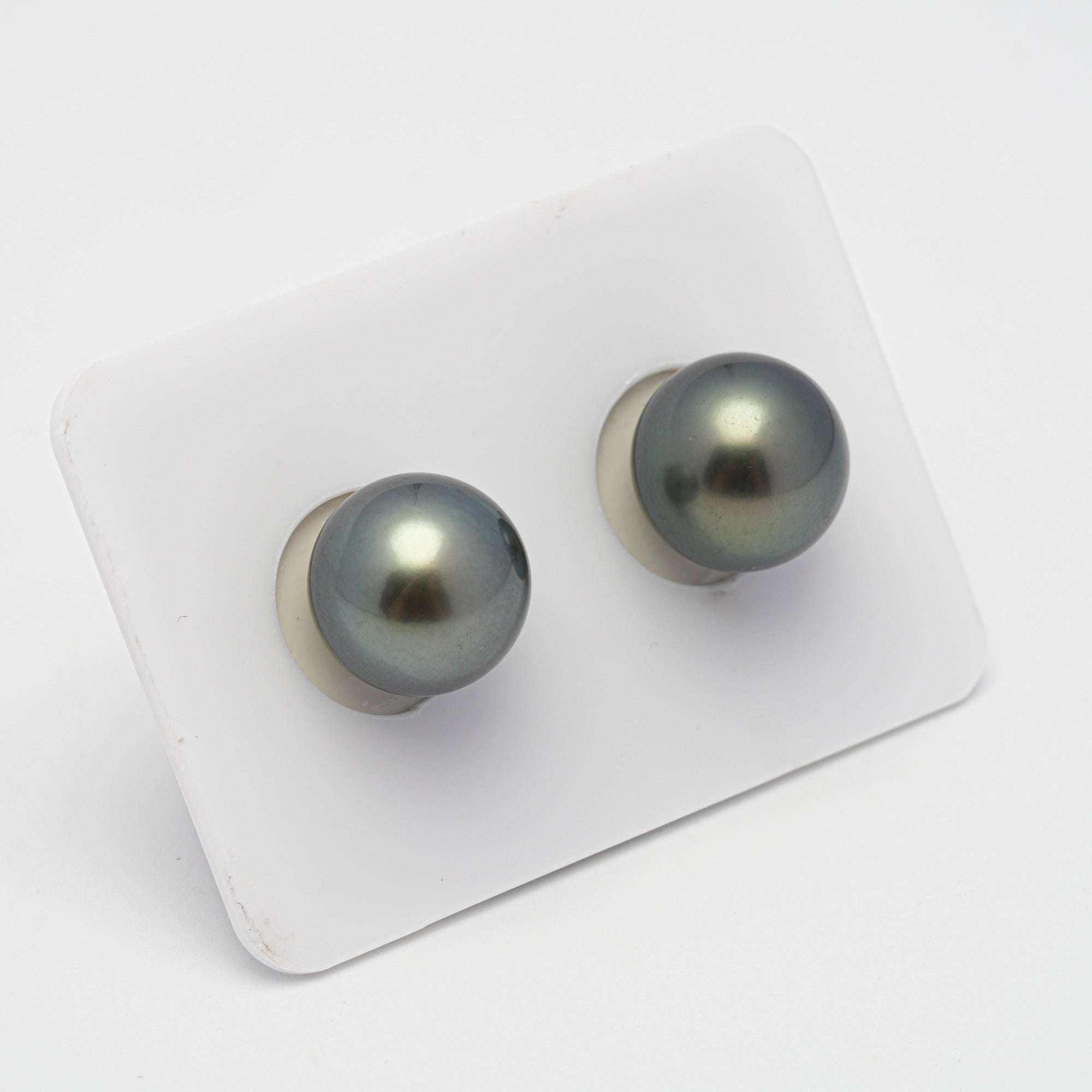 2pcs Green 12-12.2mm - RSR AAA/AA Quality Tahitian Pearl Pair ER1440 A89