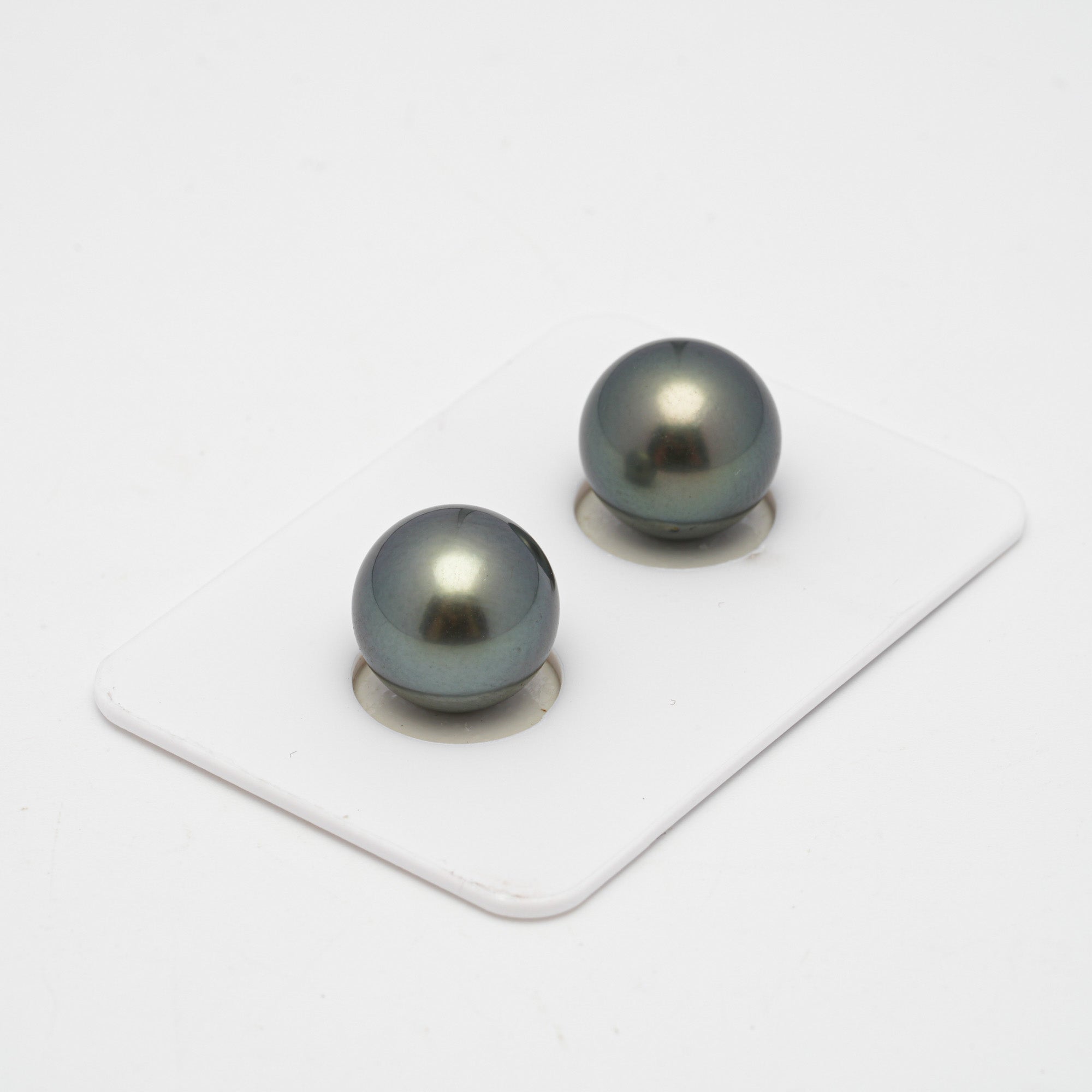 2pcs Green 12-12.2mm - RSR AAA/AA Quality Tahitian Pearl Pair ER1440 A89