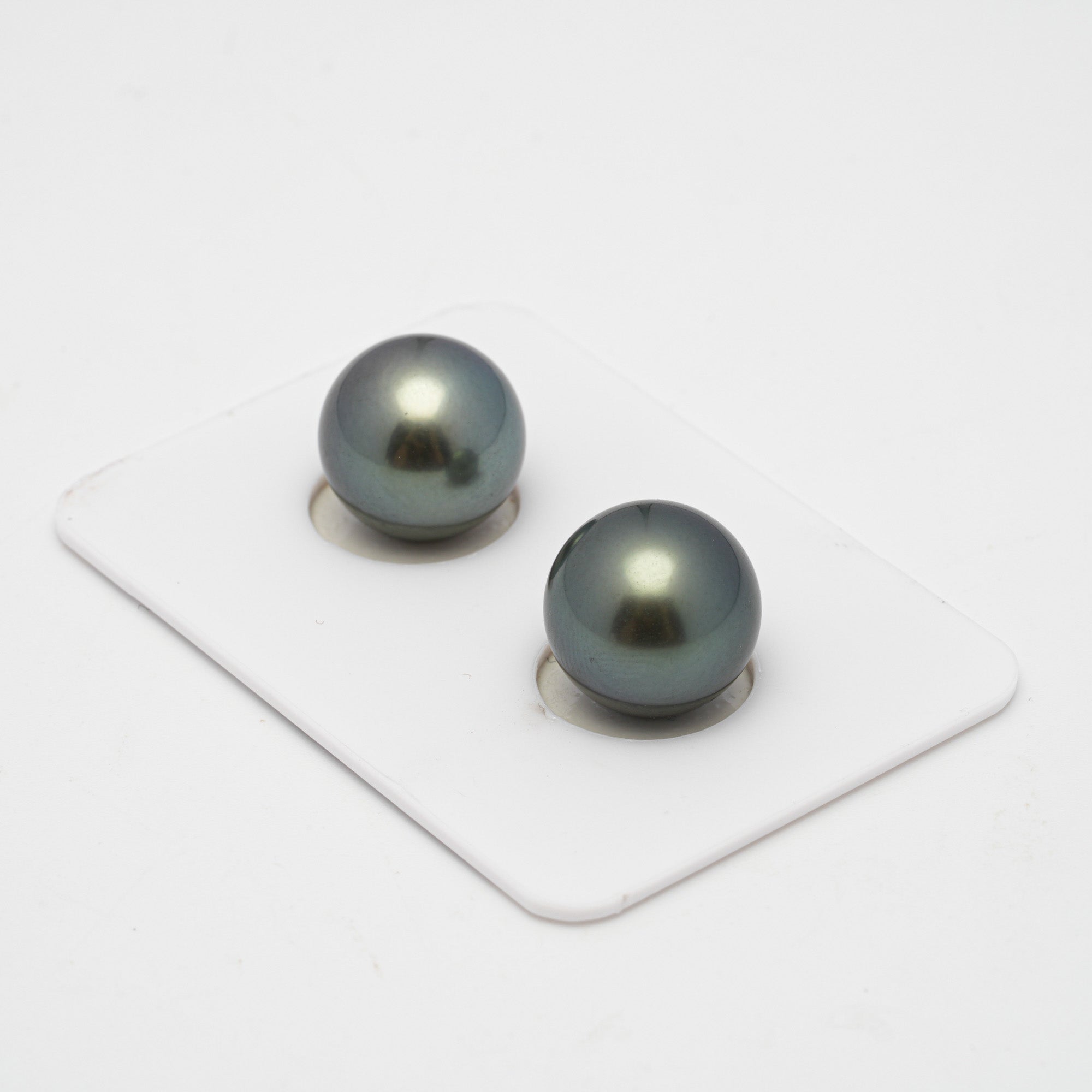 2pcs Green 12-12.2mm - RSR AAA/AA Quality Tahitian Pearl Pair ER1440 A89