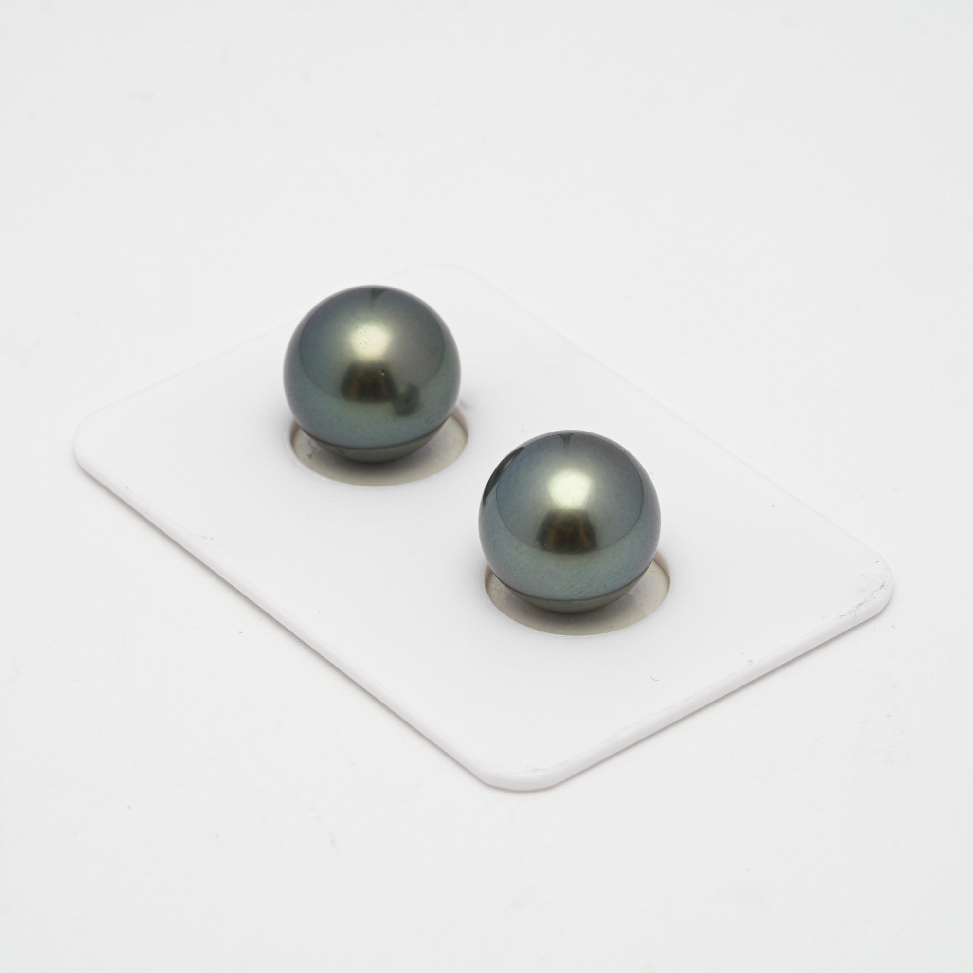 2pcs Green 12-12.2mm - RSR AAA/AA Quality Tahitian Pearl Pair ER1440 A89