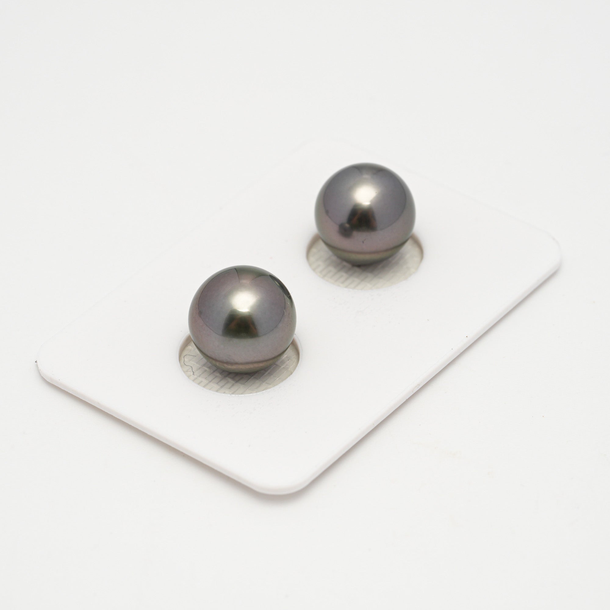 Tahitian Pearls CMWPEARLS