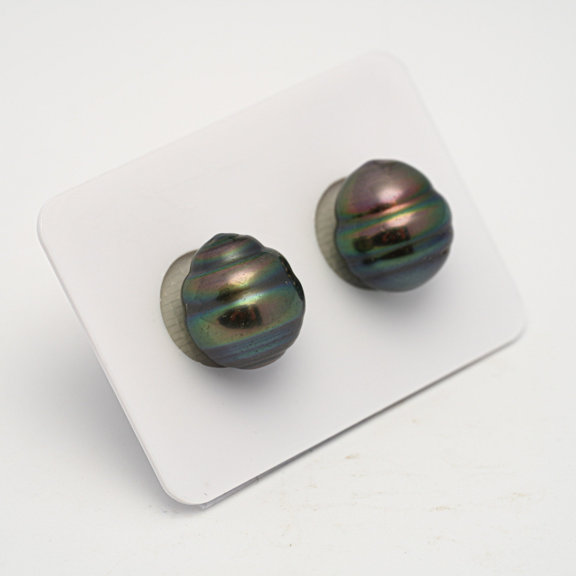 2pcs "High Luster" Green 12.2-12.4mm - CL AAA/AA Quality Tahitian Pearl Pair ER1719 CMP9