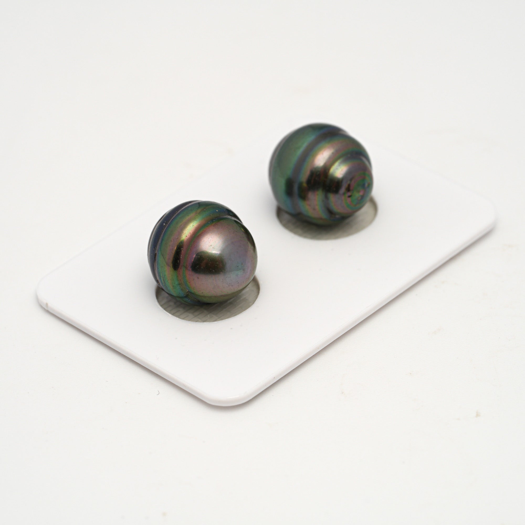 2pcs "High Luster" Green 12.2-12.4mm - CL AAA/AA Quality Tahitian Pearl Pair ER1719 CMP9