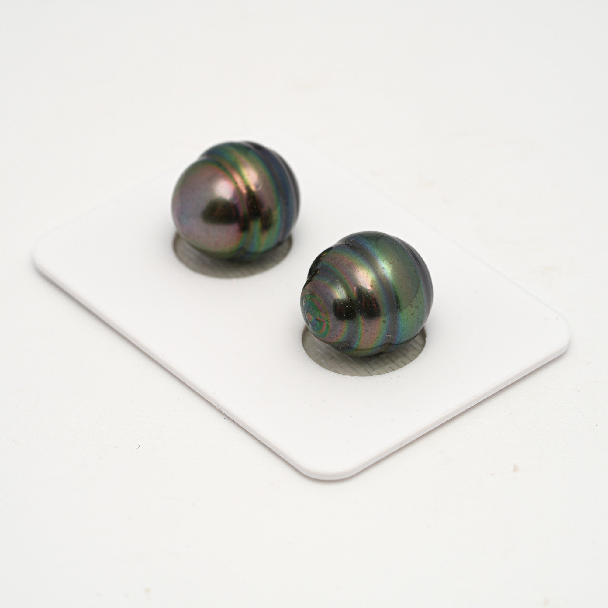 2pcs "High Luster" Green 12.2-12.4mm - CL AAA/AA Quality Tahitian Pearl Pair ER1719 CMP9