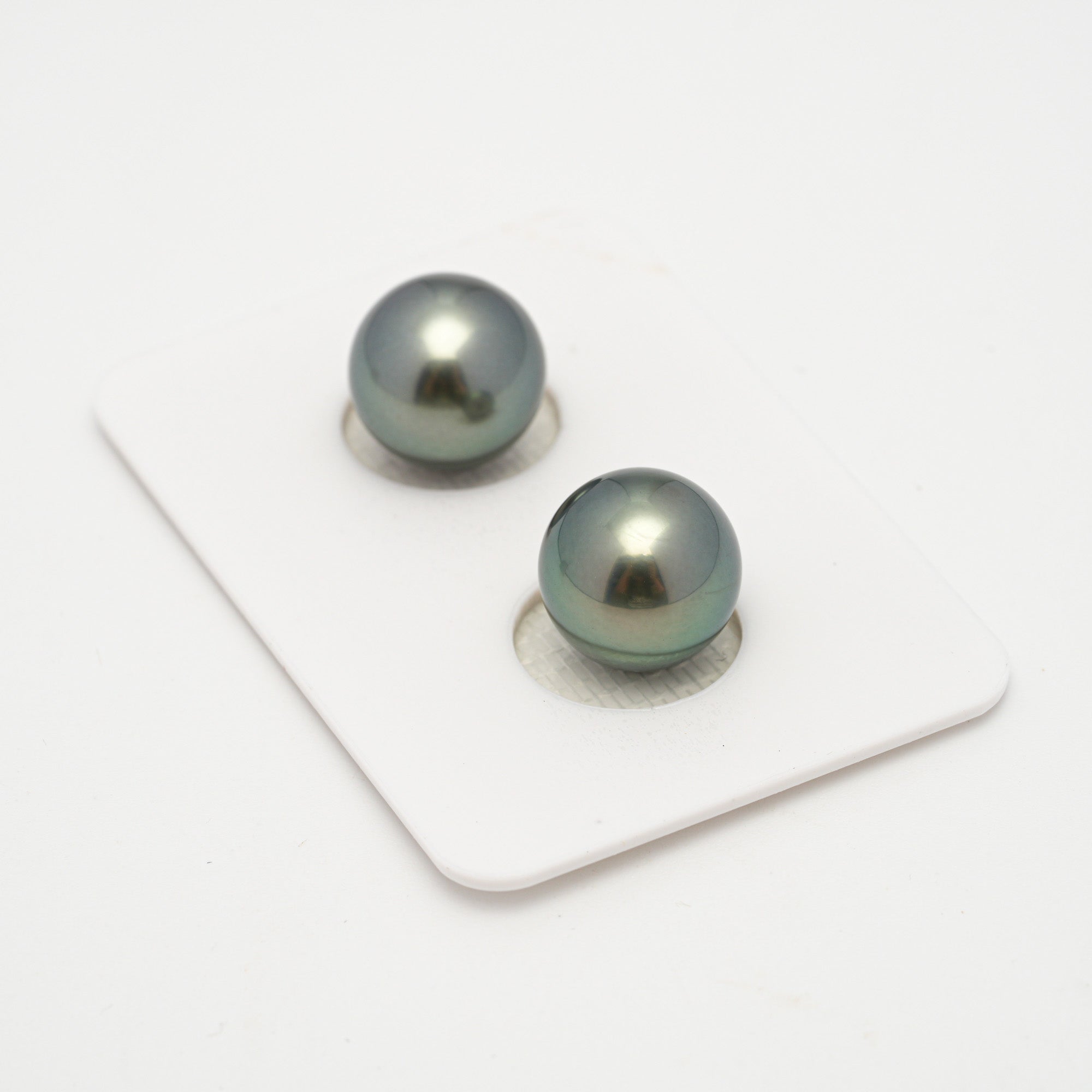 Tahitian Pearls CMWPEARLS