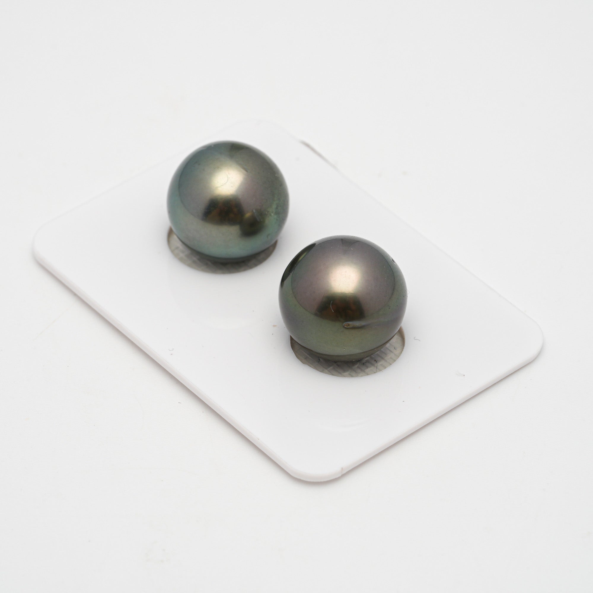 Tahitian Pearls CMWPEARLS