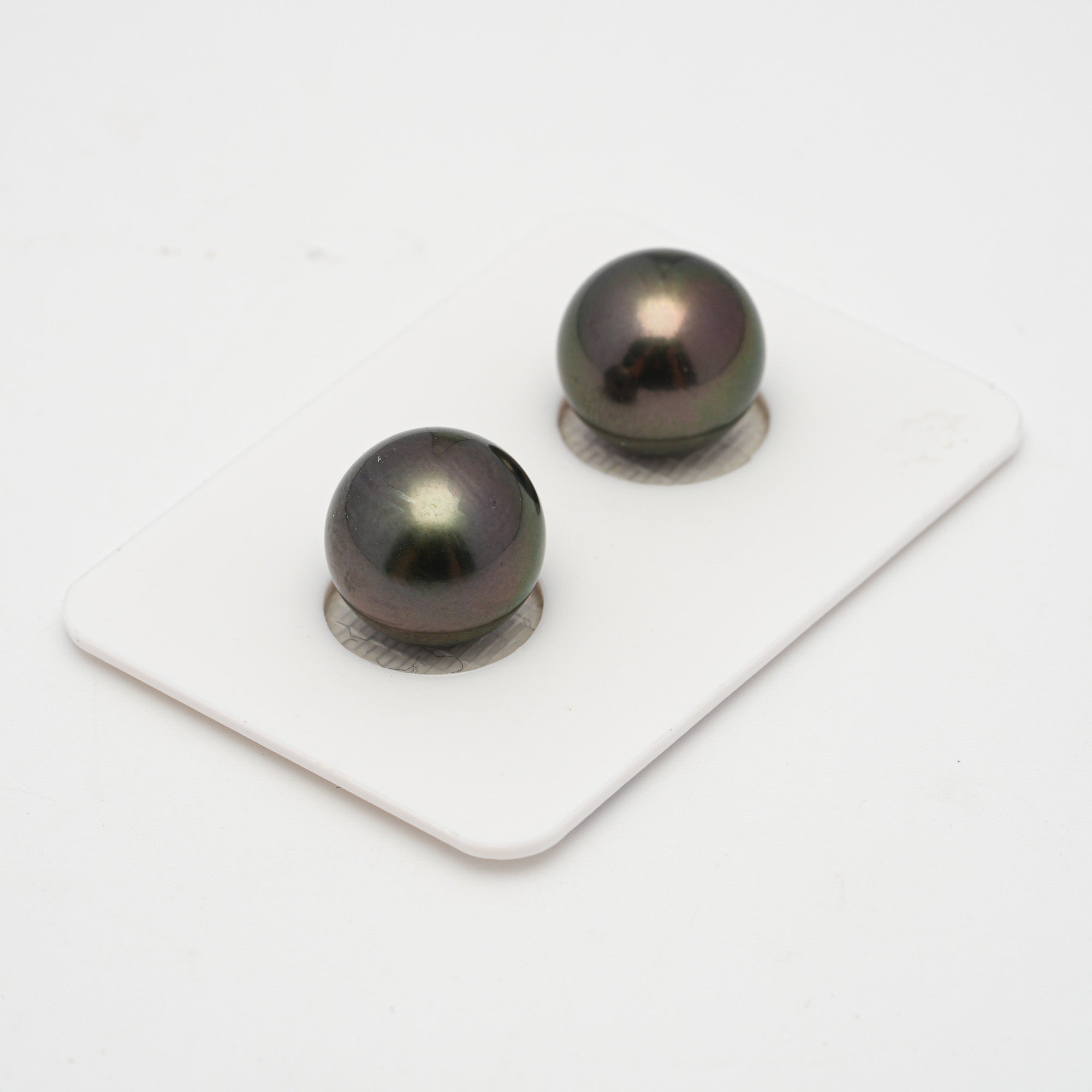 Tahitian Pearls CMWPEARLS