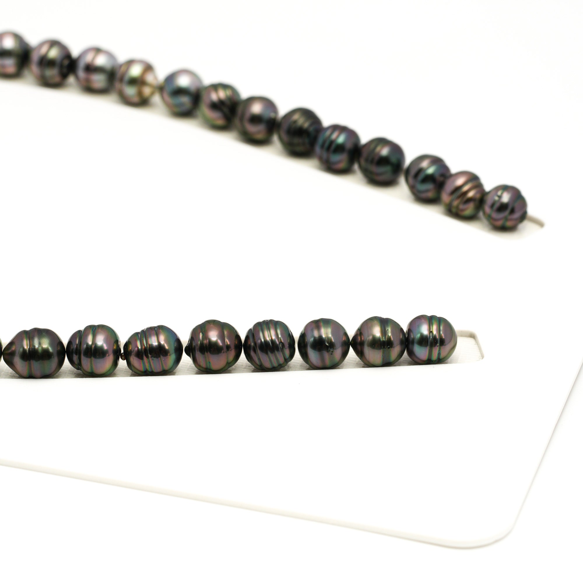 44pcs Green Cherry 8-10mm - CL AAA Quality Tahitian Pearl Necklace NL1740 TH5