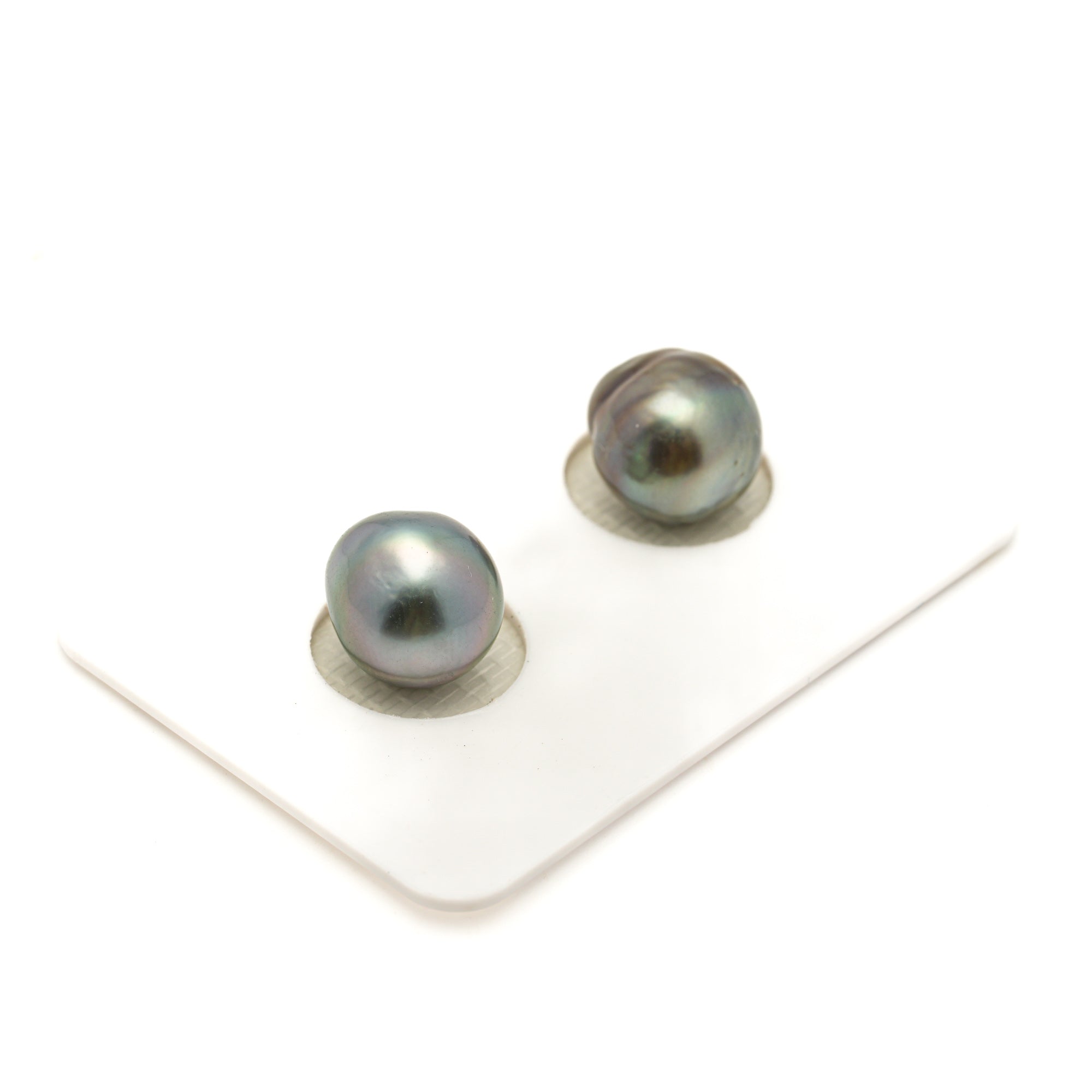 2pcs "Mid Luster" Green 10-10.1mm - BQ AAA Quality Tahitian Pearl Pair ER1949 LP4