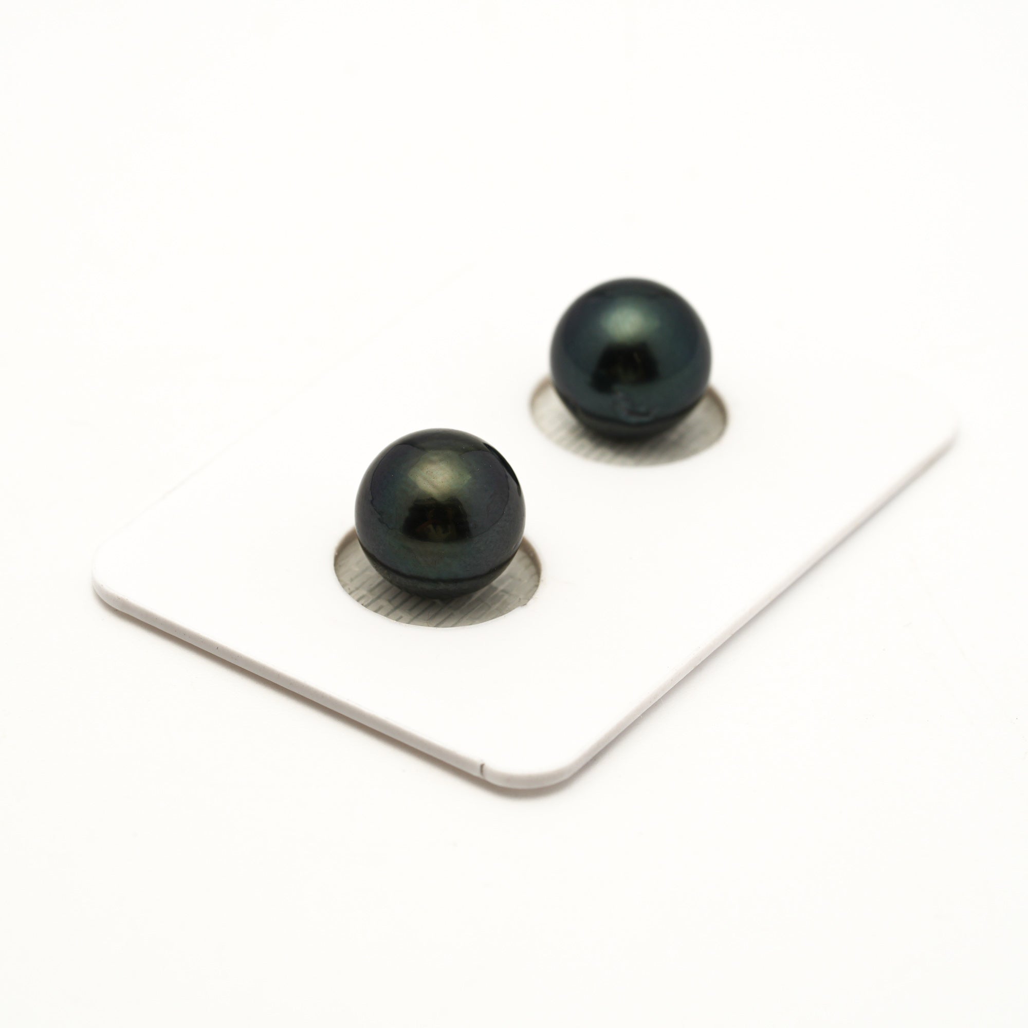 Tahitian Pearls CMWPEARLS